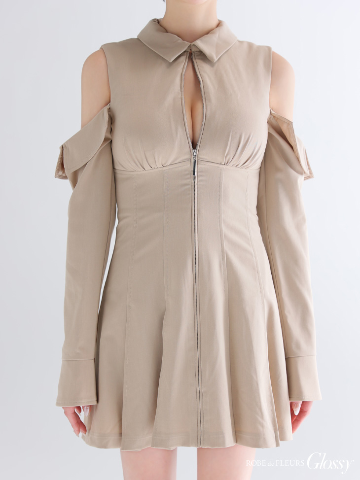 Glossy ローブドフルールグロッシー 【XSサイズあり】オフショルダーカットデザインフレアミニキャバドレス gl4126