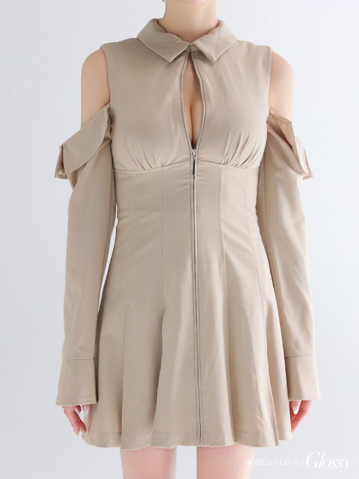 Glossy ローブドフルールグロッシー 【XSサイズあり】オフショルダーカットデザインフレアミニキャバドレス gl4126