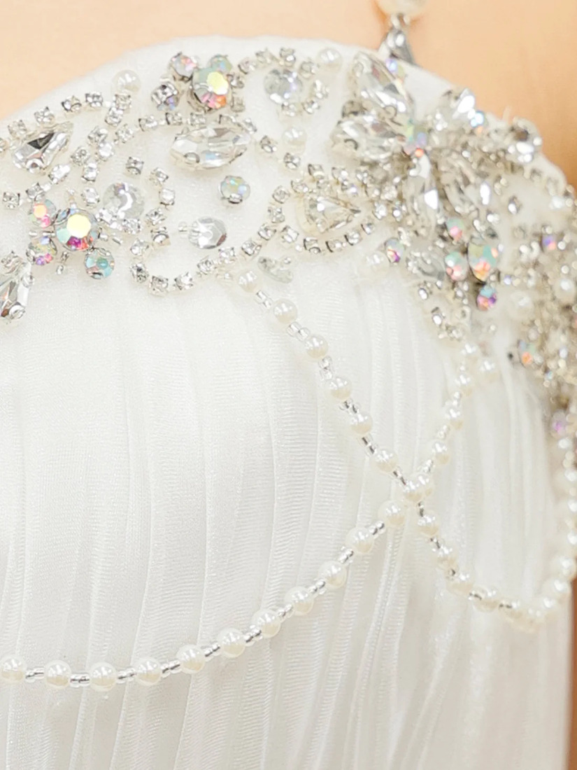 AngelR エンジェルアール ベアトップハートカットビジューパールチェーンフリルウエストマークフワAラインミニドレス ar25340