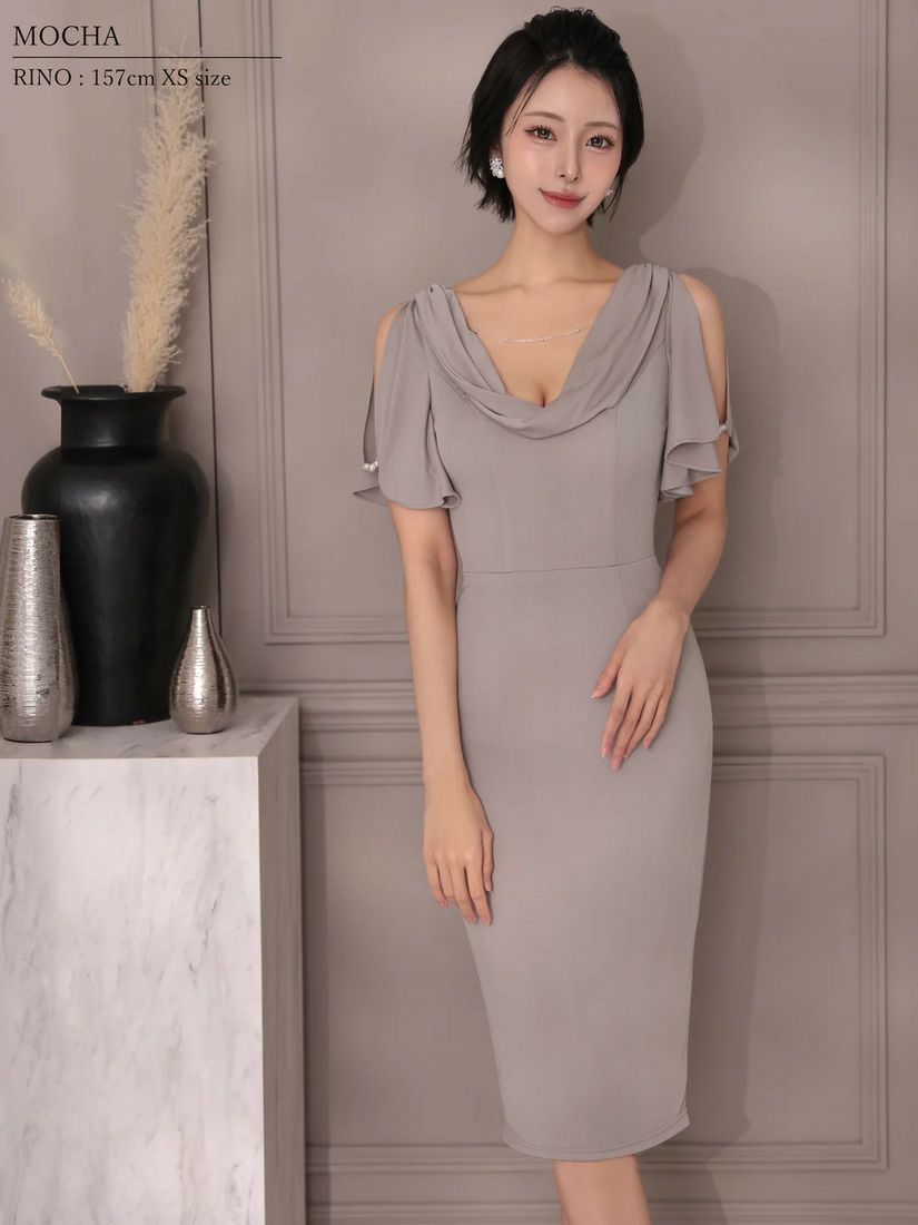 Veautt ヴュート バストドレープスリットフレアスリーブパールチャームタイトミディアムドレス vt022519