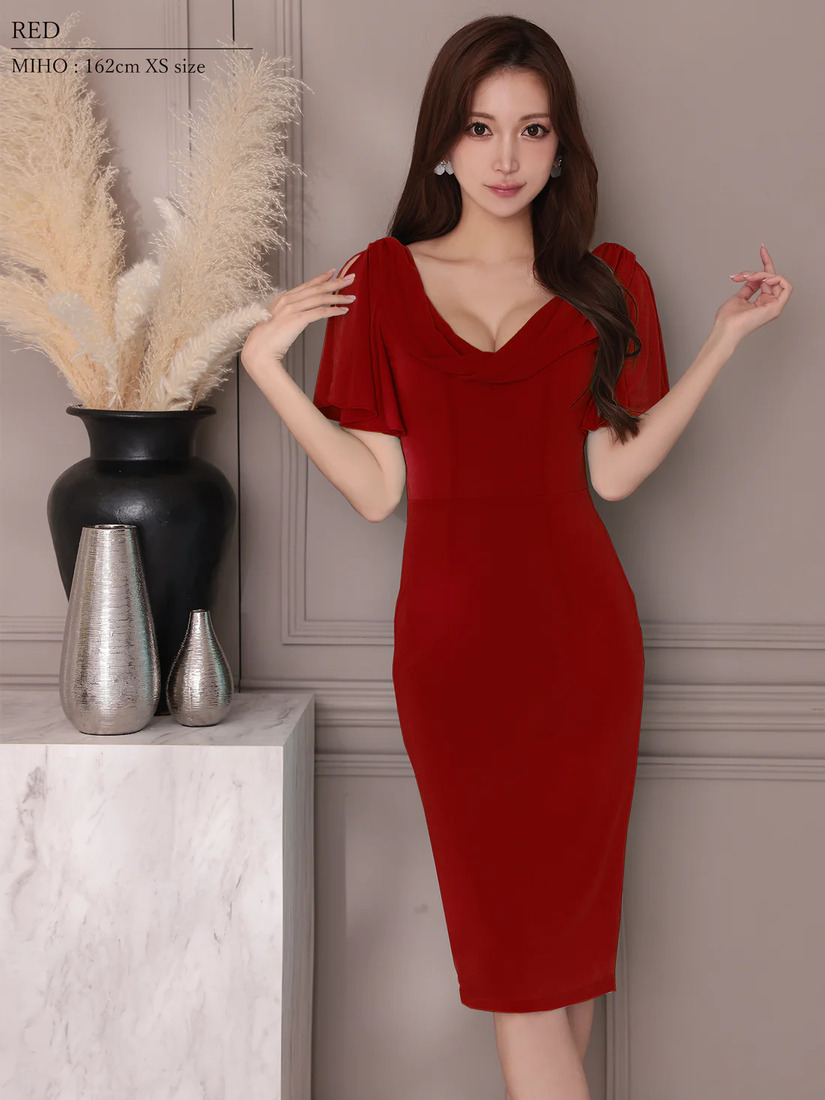 Veautt ヴュート バストドレープスリットフレアスリーブパールチャームタイトミディアムドレス vt022519