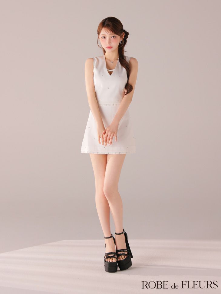 ROBE de FLEURS ローブドフルール 【XSサイズあり】バストリボンストーン付きセットアップミニキャバドレス fm4325-c