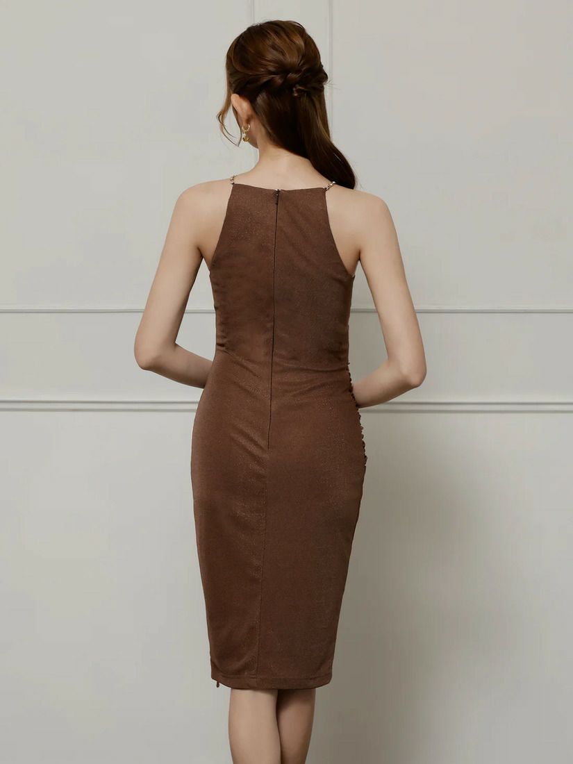 Veautt ヴュート ホルターネックフロントシアーデザインビジューチェーンタイトミディアムドレス vt082526-ks