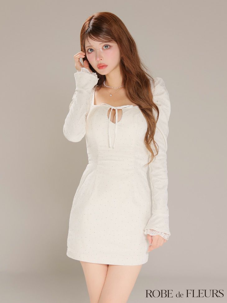 ROBE de FLEURS ローブドフルール 【XSサイズあり】ストーン付きベロアバックオープンタイトミニキャバドレス fm4124