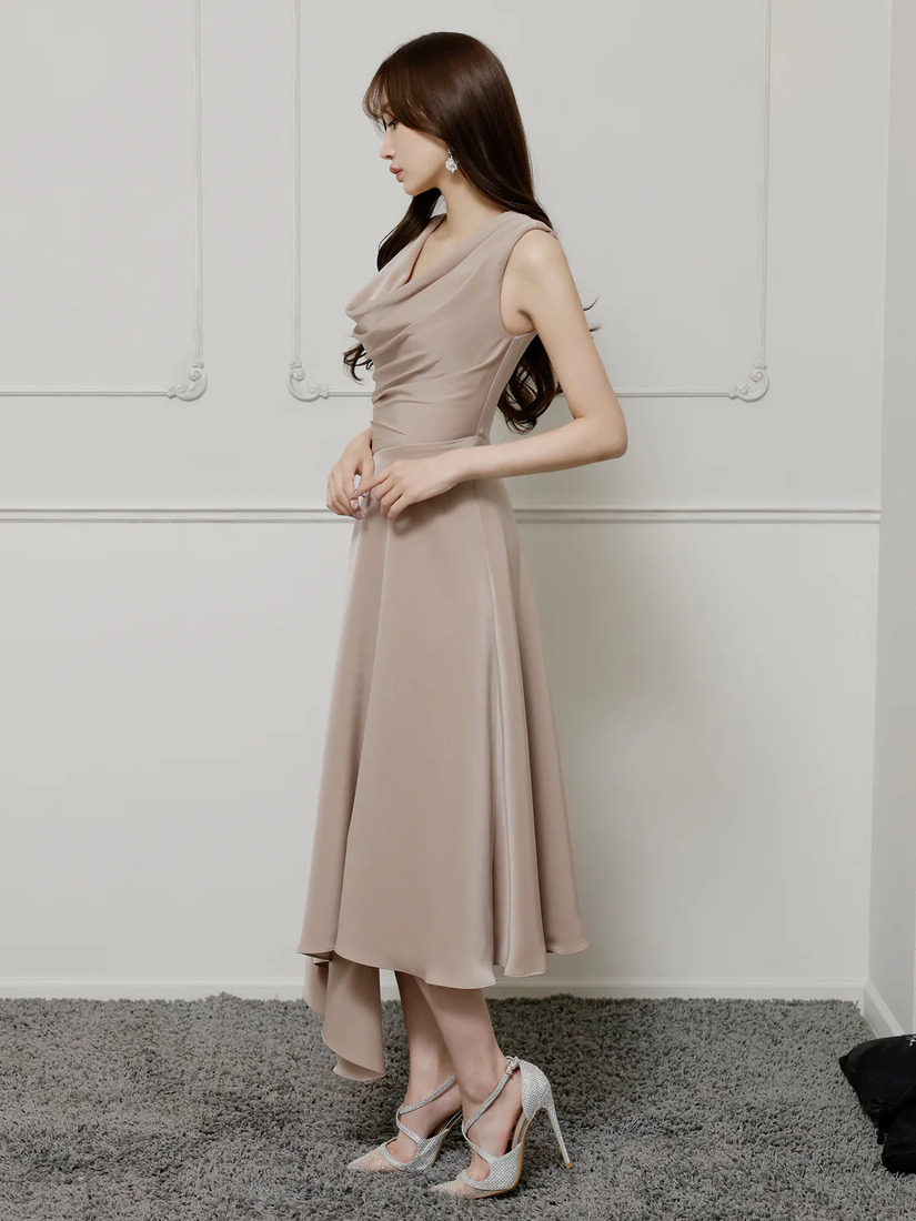 Veautt ヴュート バストドレープアシンメトリーデザインフレアミモレ丈ミディアムドレス vt022526