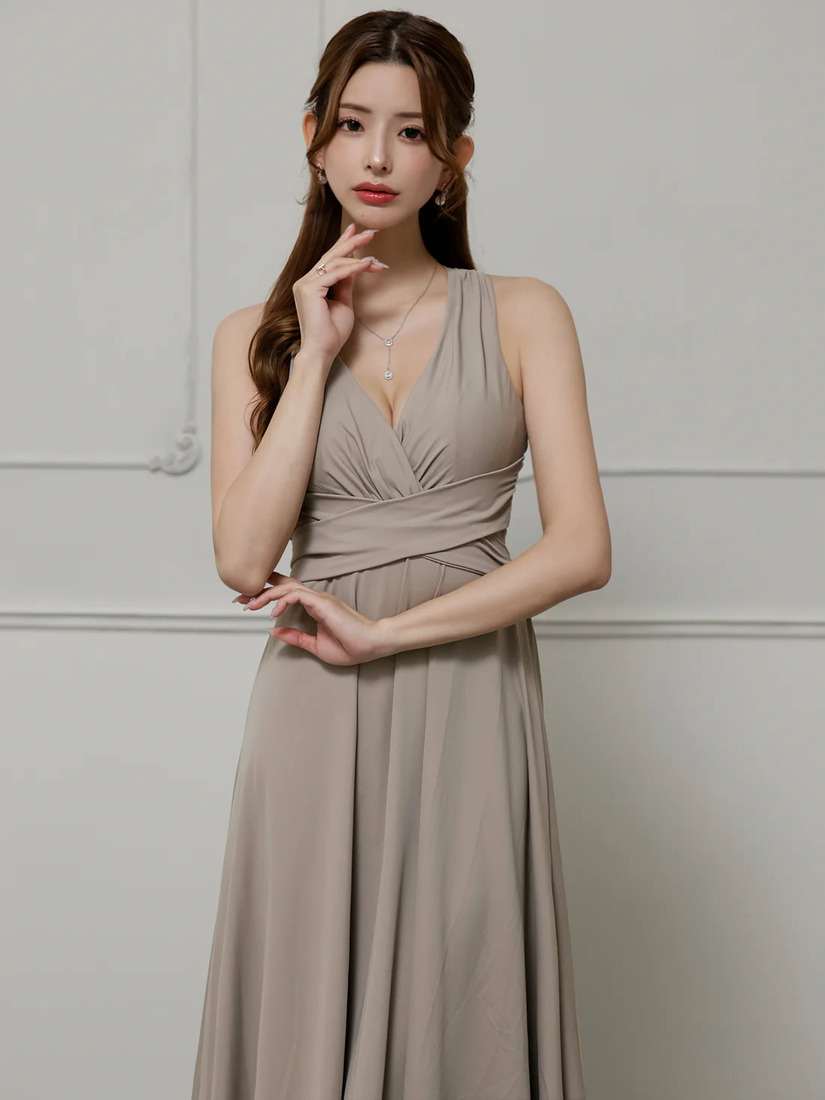 Veautt ヴュート Vカットウエストクロスバックオープンリボンフレアロングドレス vt022525