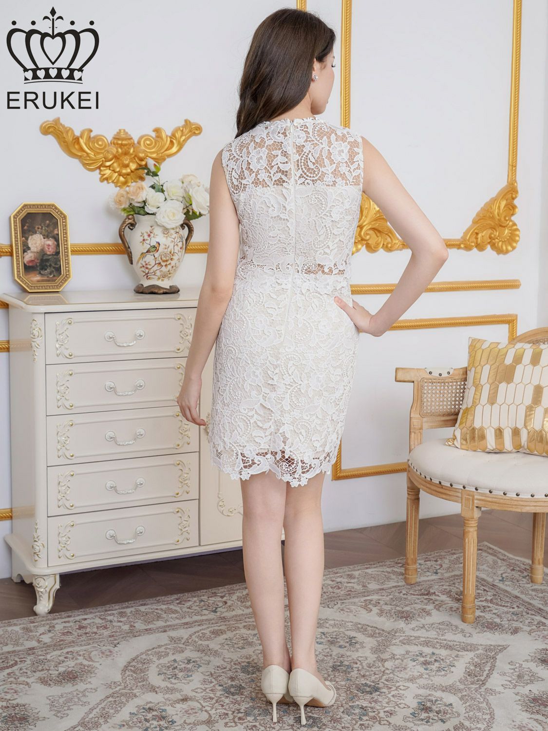 ERUKEI エルケイ ホワイト・総レース・ケミカルレース・ビジューボタン・ノースリーブ・タイト・ミニドレス・ワンピース ek-e25162
