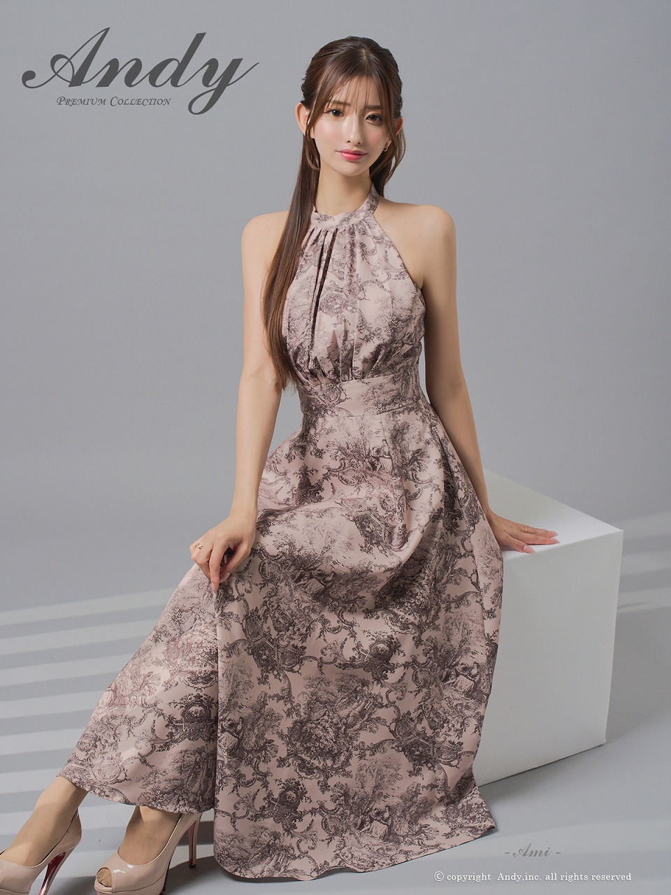 Andy アンディ ボタニカル花柄 ホルターネック バストカットアウト フレア ミモレ丈 ミディアムドレス an-on3016