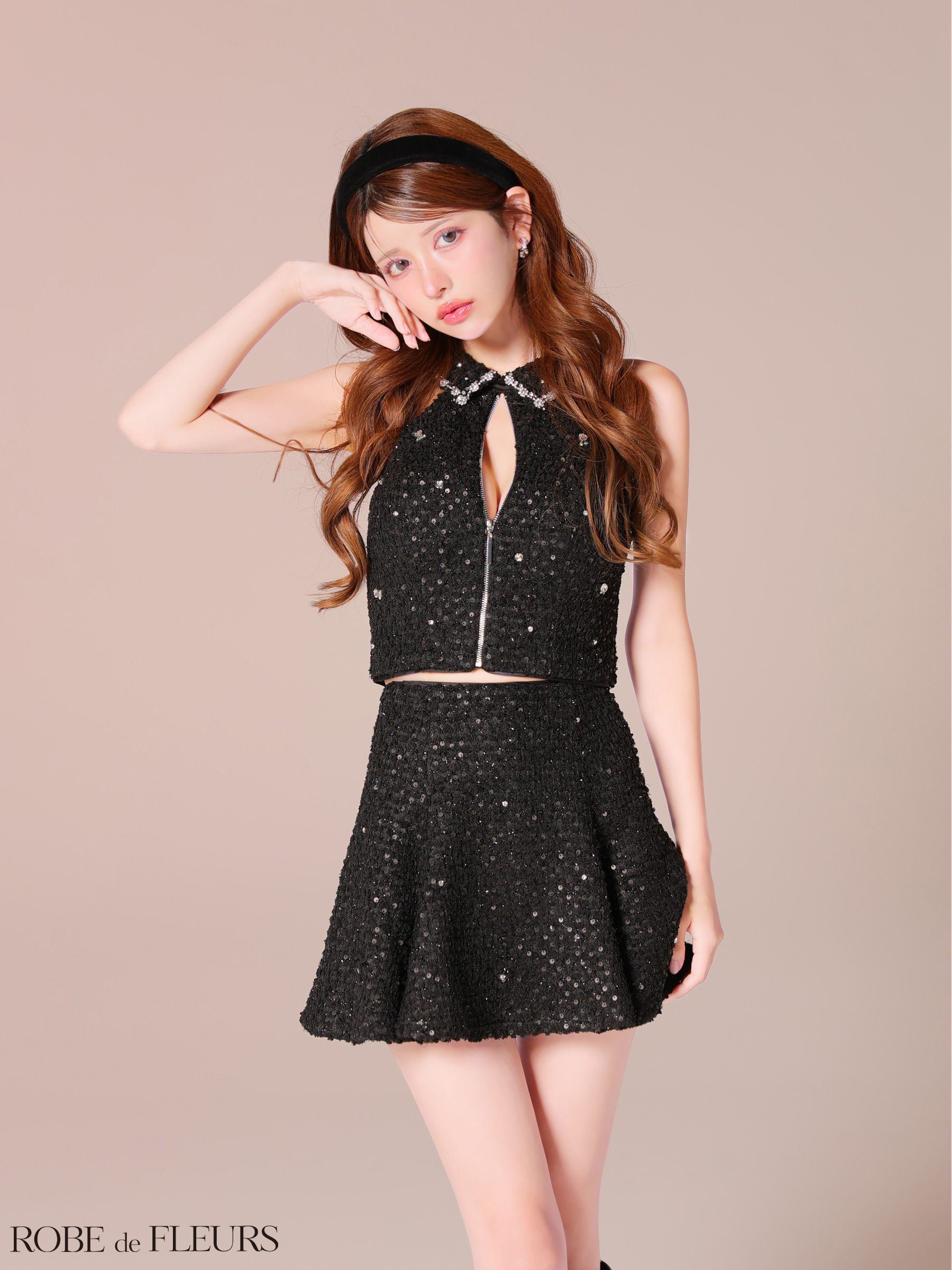 ROBE de FLEURS ローブドフルール 【XSサイズあり】 フラワーレースホルターネックフレアミニキャバドレス fm4140