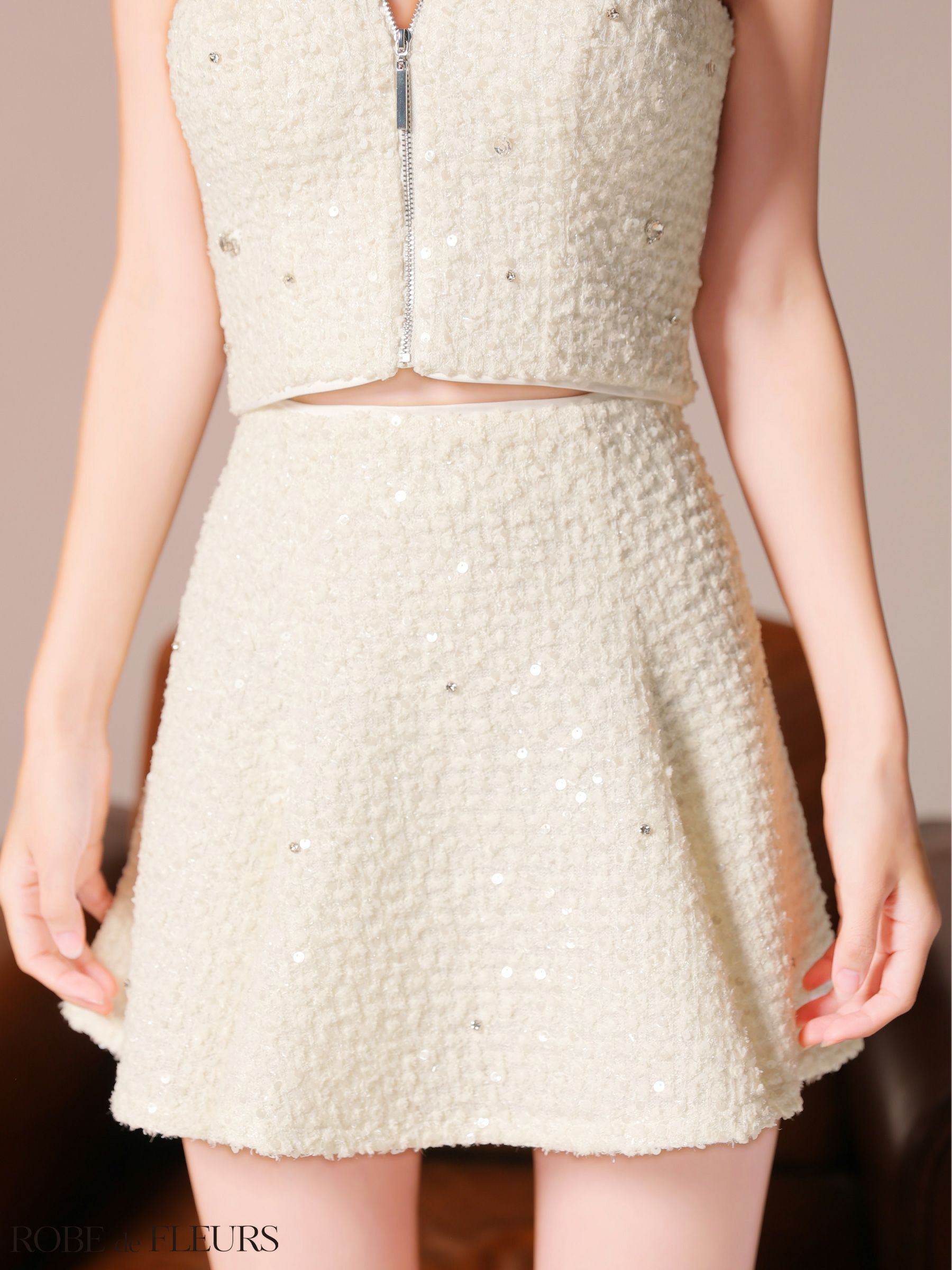 ROBE de FLEURS ローブドフルール 【XSサイズあり】 フラワーレースホルターネックフレアミニキャバドレス fm4140