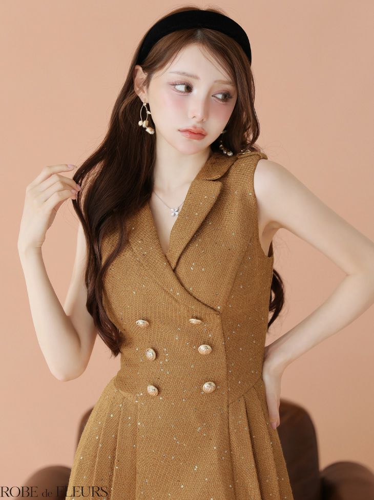 ROBE de FLEURS ローブドフルール 【XS～Lサイズあり】 ダブルボタン襟付きノースリーブフレアミニキャバドレス fm4320