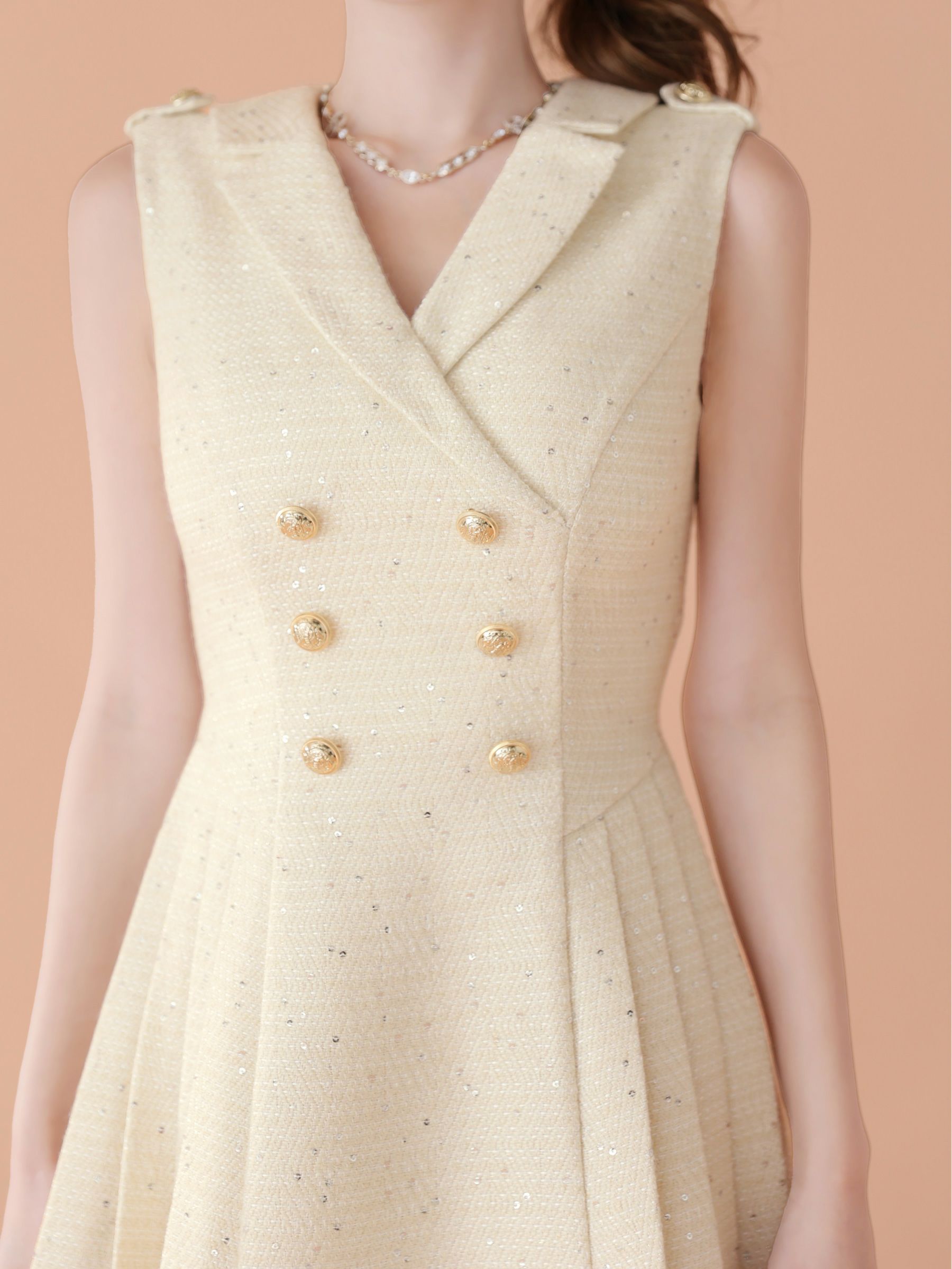 ROBE de FLEURS ローブドフルール 【XS～Lサイズあり】 ダブルボタン襟付きノースリーブフレアミニキャバドレス fm4320