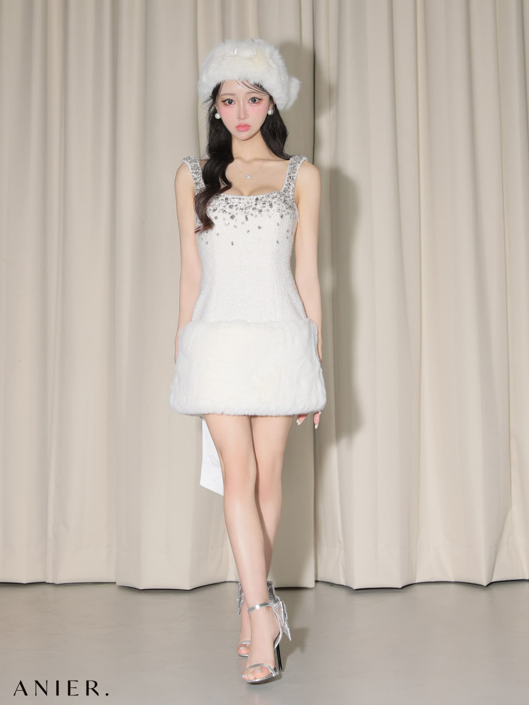  ROBE de FLEURS anier.ROBE ローブドフルール アニエルローブ 【XSサイズあり】Big Ribbon Jeweled Fur Santa fm-anier4610-c