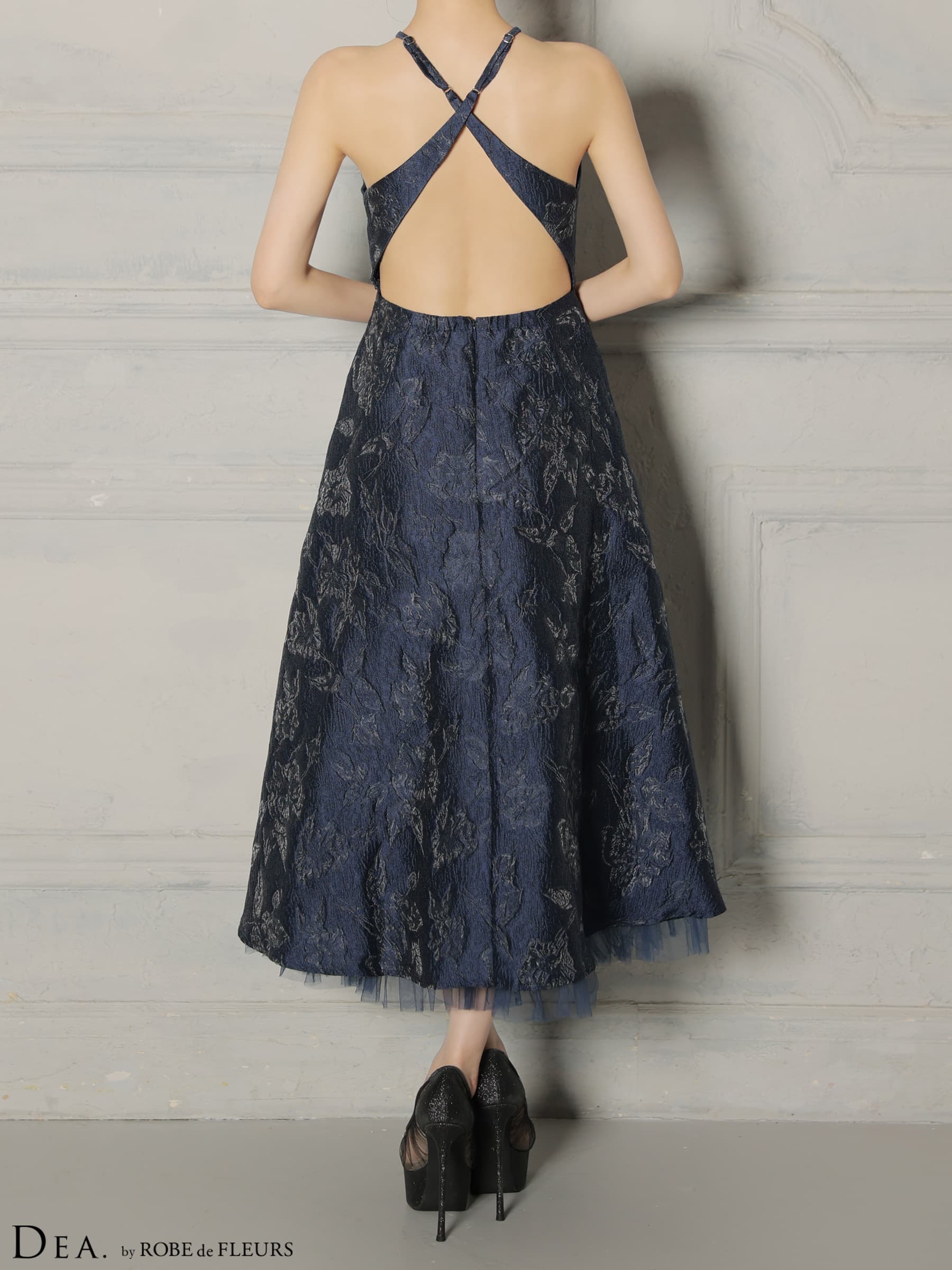 DEA. ディア バイ ローブドフルール 【XSサイズ～Lサイズあり】 ラメジャガードハイネックフレアロングキャバドレス de4332-c