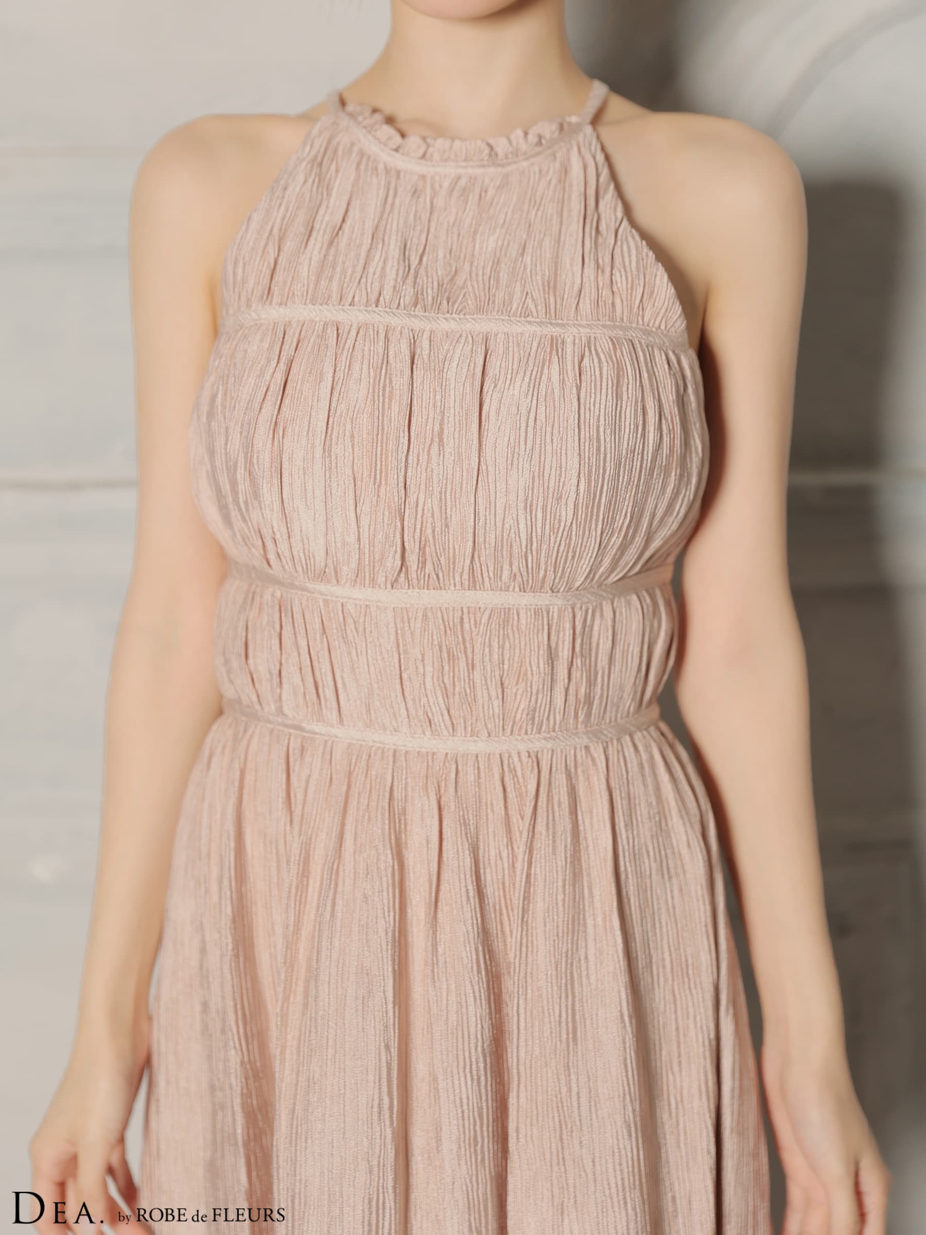 DEA. ディア バイ ローブドフルール 【S～Lサイズあり】 ホルターネックサテンティアードフレアロングキャバドレス de4615-c