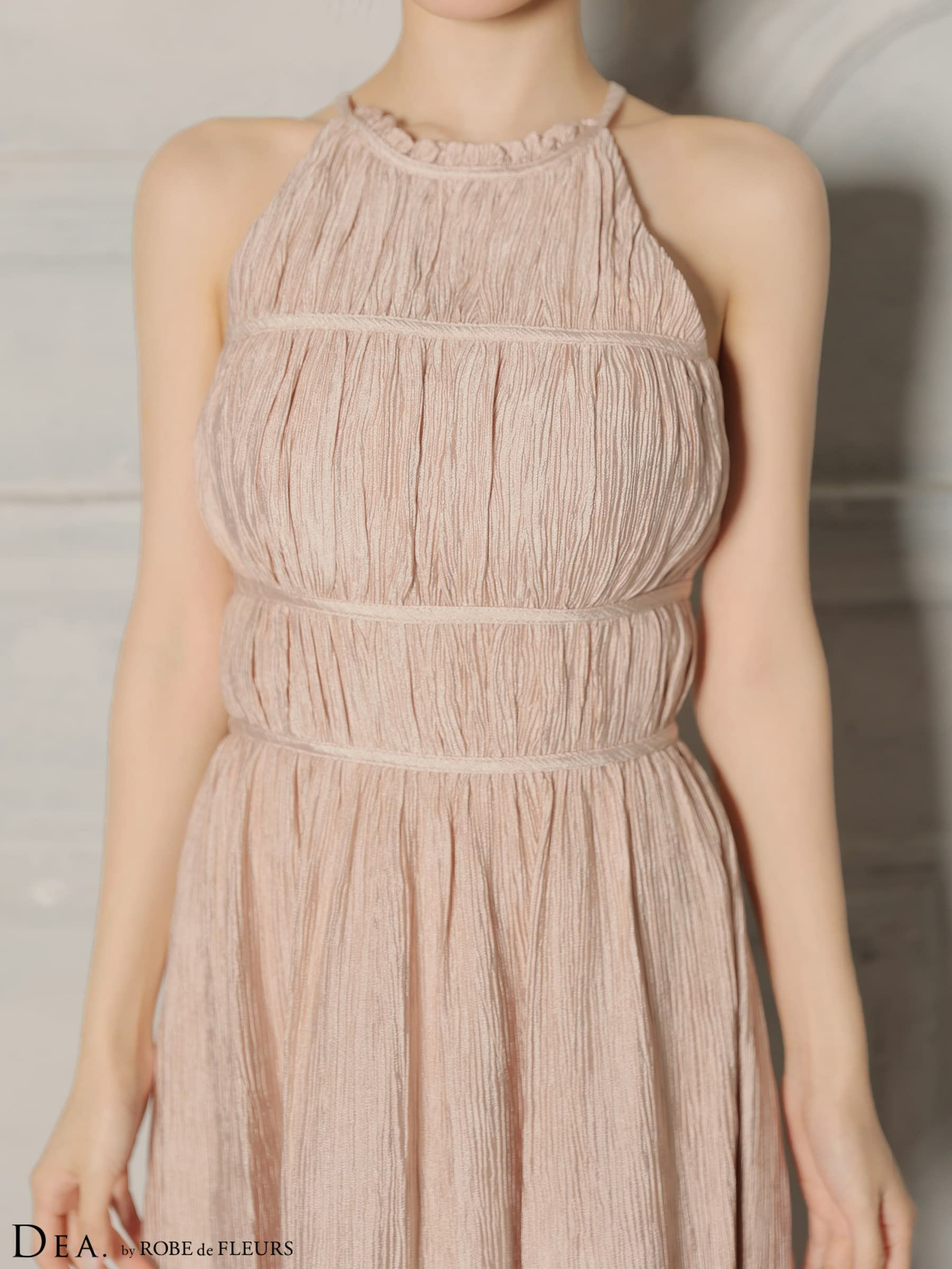 DEA. ディア バイ ローブドフルール 【S～Lサイズあり】 ホルターネックサテンティアードフレアロングキャバドレス de4615-c