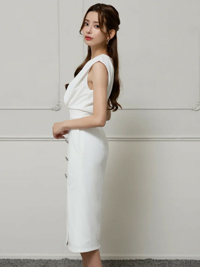 Veautt ヴュート ノースリーブウエストマークボタンサイドスリットタイトミディアムドレス  vt082527-ks