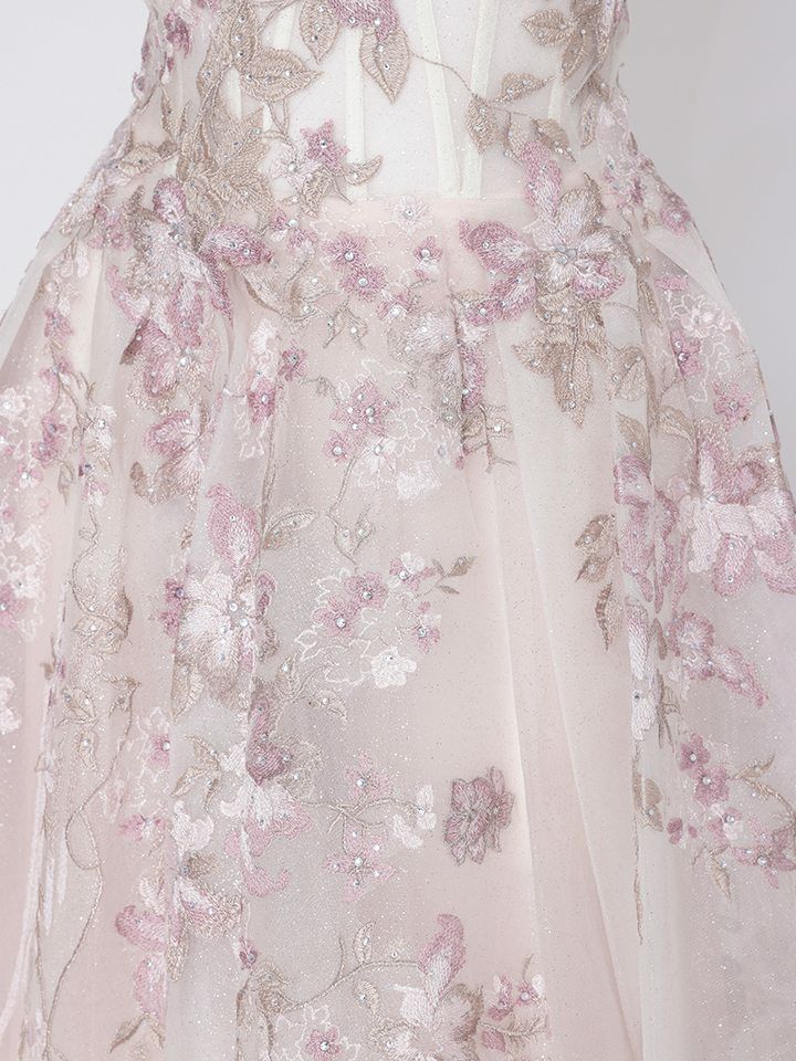 vanityME.couture. バニティミークチュール エレガントフラワー立体刺繍 スパンコール コルセット プリンセス ロングドレス バースデードレス モーヴ vctr-l-a1455