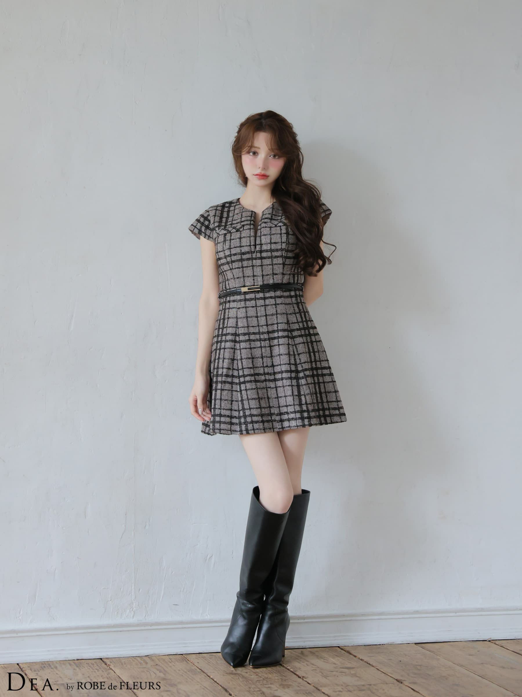 DEA. ディア バイ ローブドフルール 【XS～Lサイズあり】 チェックツイード袖付きプリーツスカートミニキャバドレス de4330-c