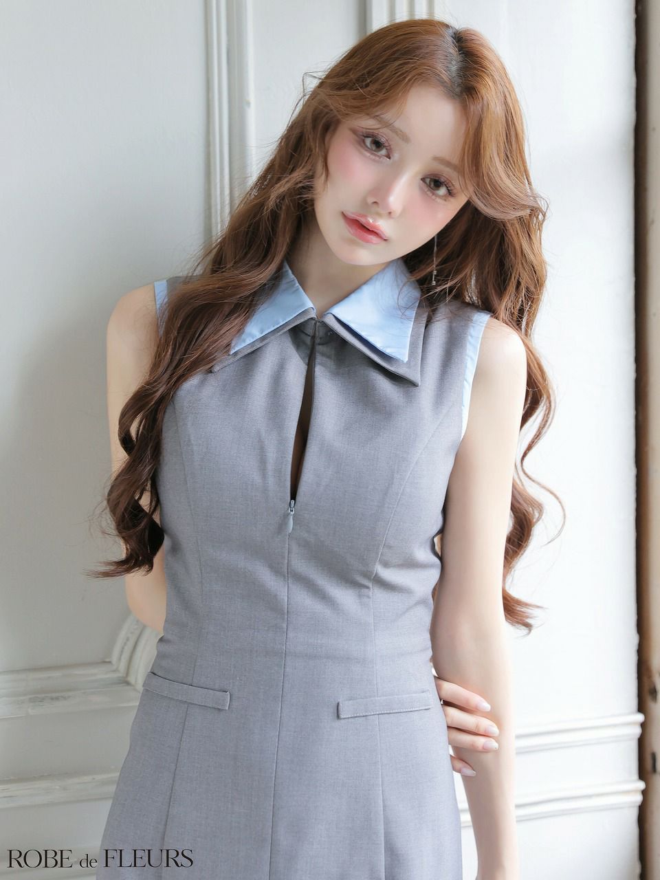 ROBE de FLEURS ローブドフルール 【XS～Lサイズあり】襟付きノースリーブタイトミニキャバドレス fm4228