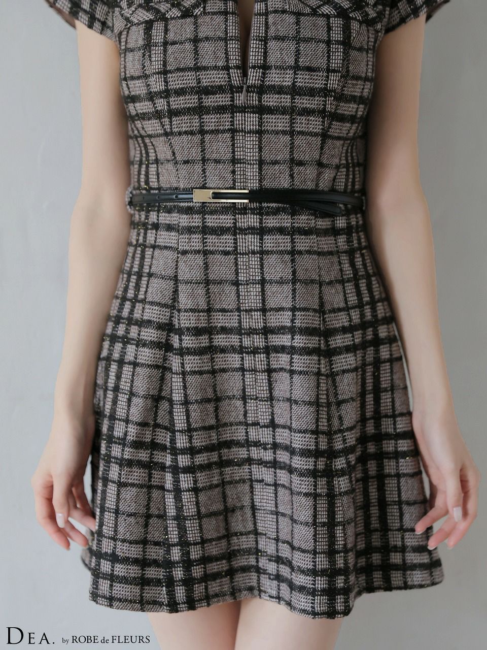 DEA. ディア バイ ローブドフルール 【XS～Lサイズあり】 チェックツイード袖付きプリーツスカートミニキャバドレス de4330