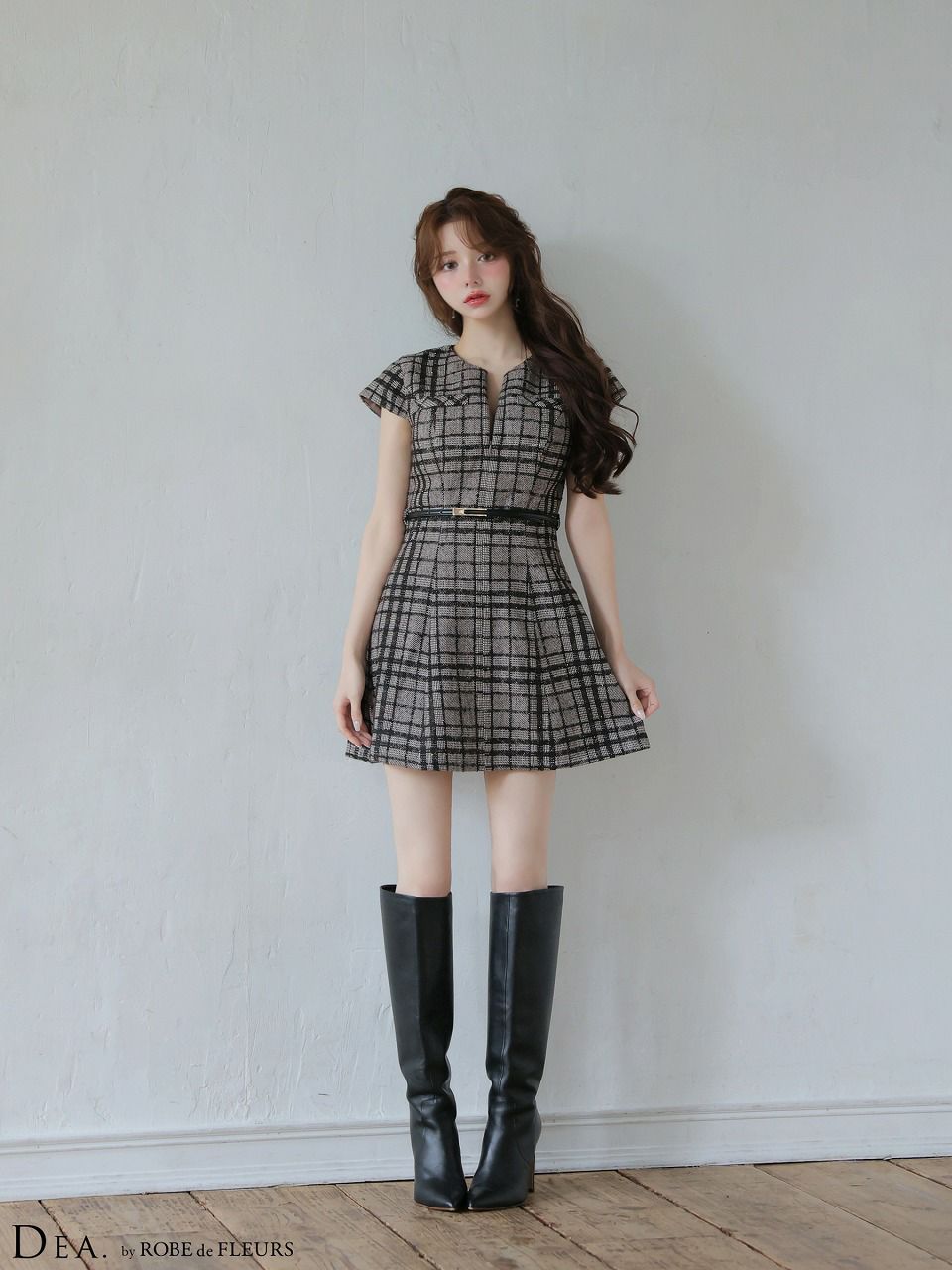 DEA. ディア バイ ローブドフルール 【XS～Lサイズあり】 チェックツイード袖付きプリーツスカートミニキャバドレス de4330