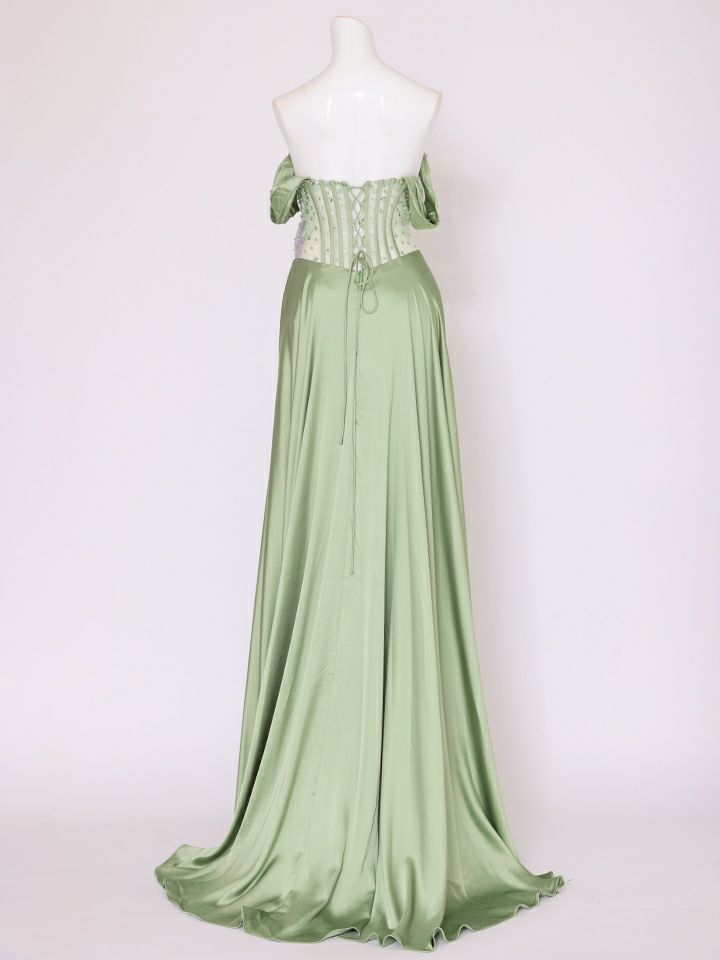 vanityME.couture. バニティミークチュール 一条響ちゃん 着用 オフショル サテン ビジュー コルセット スリット入り  ロングドレス バースデードレス セージ vctr-l-cd297