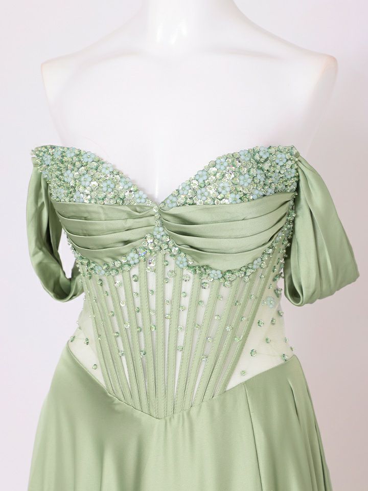 vanityME.couture. バニティミークチュール 一条響ちゃん 着用 オフショル サテン ビジュー コルセット スリット入り  ロングドレス バースデードレス セージ vctr-l-cd297