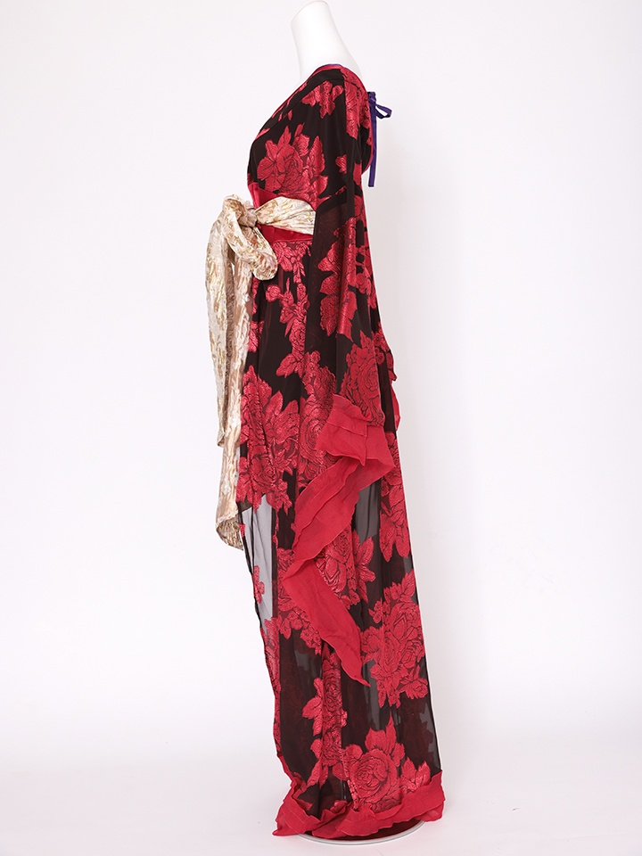 【2点セット】花魁 大奥 コスプレ 金箔牡丹 黒×金 和柄 本格和装 着物 花魁ドレス｜vcsot-250756-1