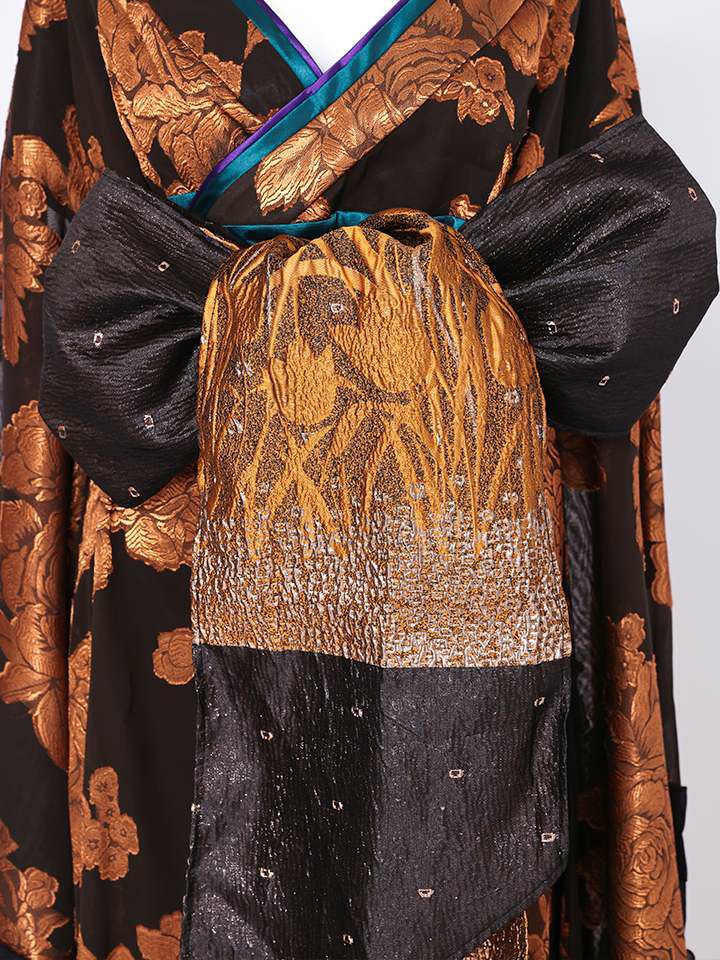 【2点セット】花魁 大奥 コスプレ 金箔牡丹 黒×金 和柄 本格和装 着物 花魁ドレス｜vcsot-250756-1