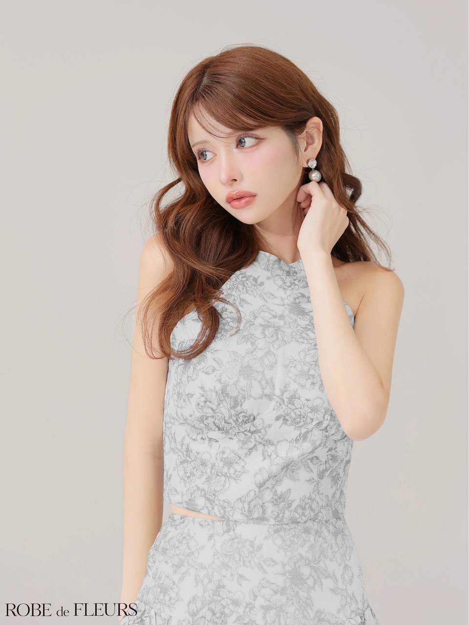 ROBE de FLEURS ローブドフルール 【XSサイズあり】ジャガードホルターネックフレアミニキャバドレス fm4624