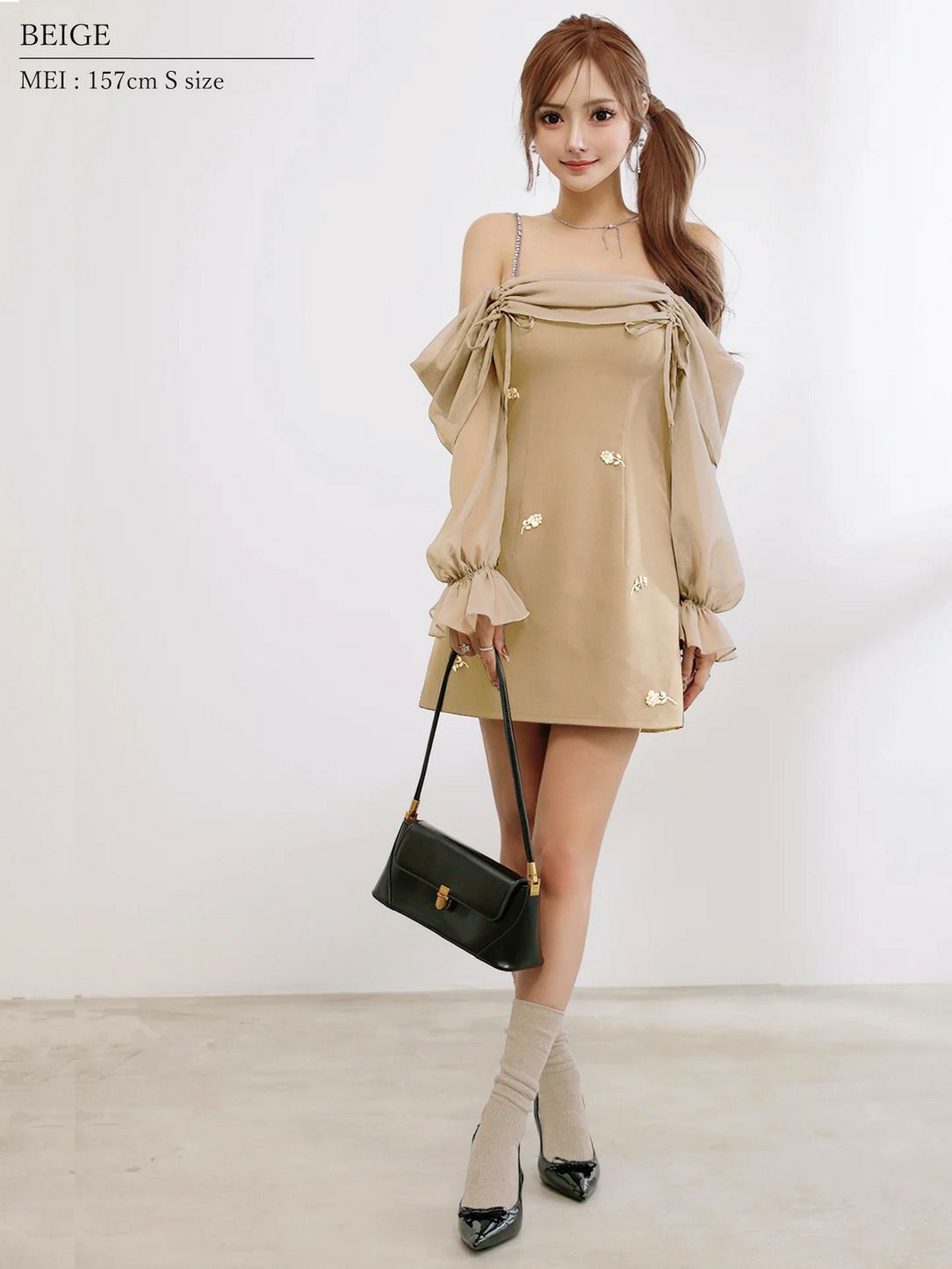 AngelR エンジェルアール オフショルダーロングスリーブシアーリボンフラワービジューバイカラーフレアミニドレス ar25873