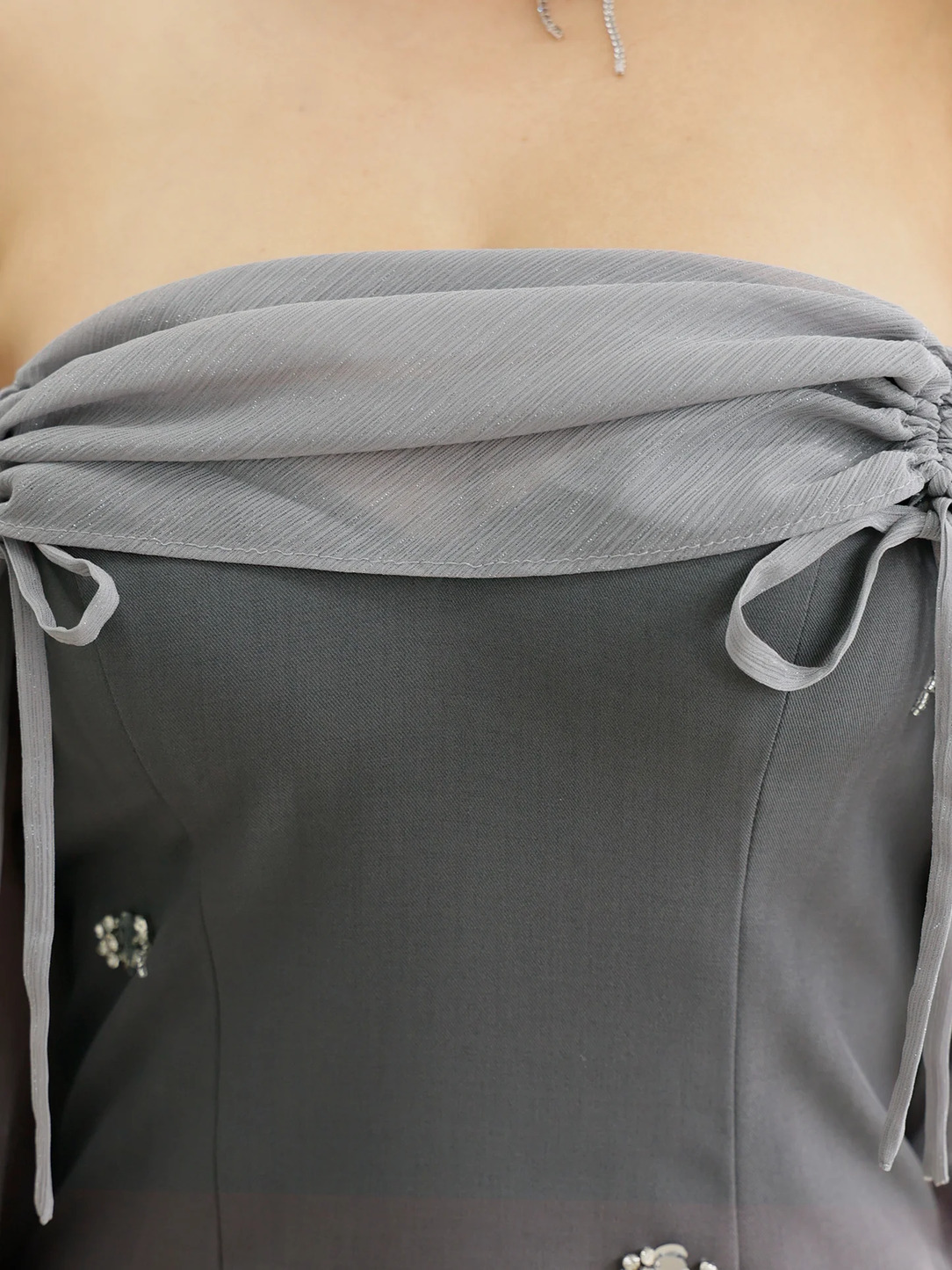 AngelR エンジェルアール オフショルダーロングスリーブシアーリボンフラワービジューバイカラーフレアミニドレス ar25873