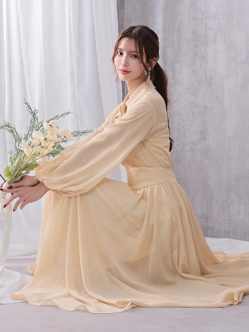 Veautt ヴュート ロングスリーブウエストマーク襟付きフレアミディアムドレス vt082532