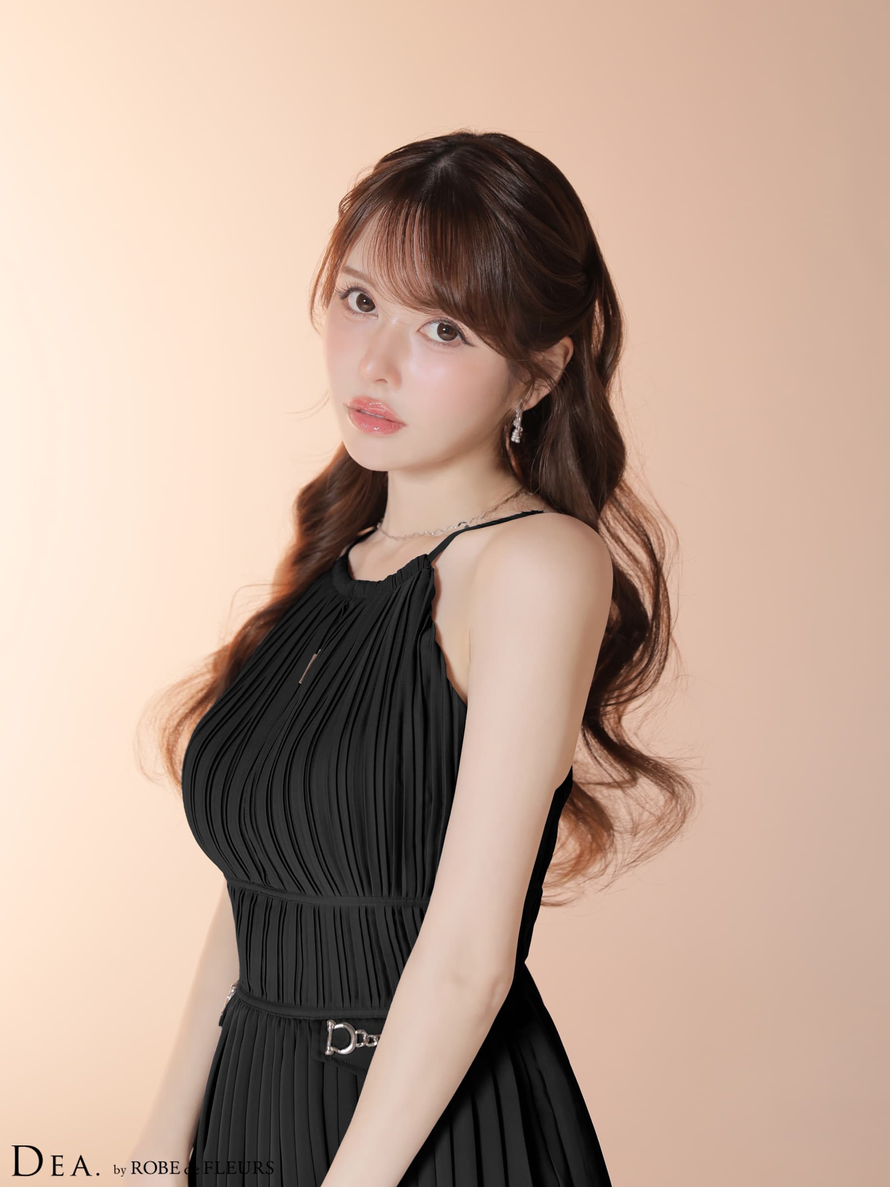 DEA. ディア バイ ローブドフルール 【XSサイズあり】 プリーツホルターネックティアードフレアミニキャバドレス de4628-c