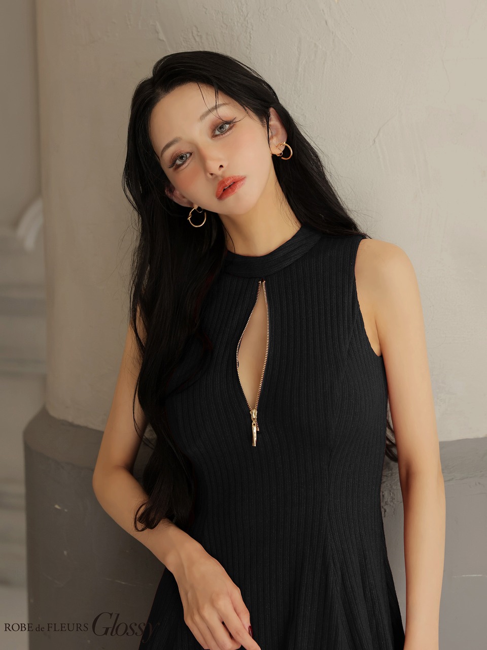 Glossy ローブドフルールグロッシー 【XSサイズあり】 ラメニットハイネックノースリーブフレアミニキャバドレス gl4622