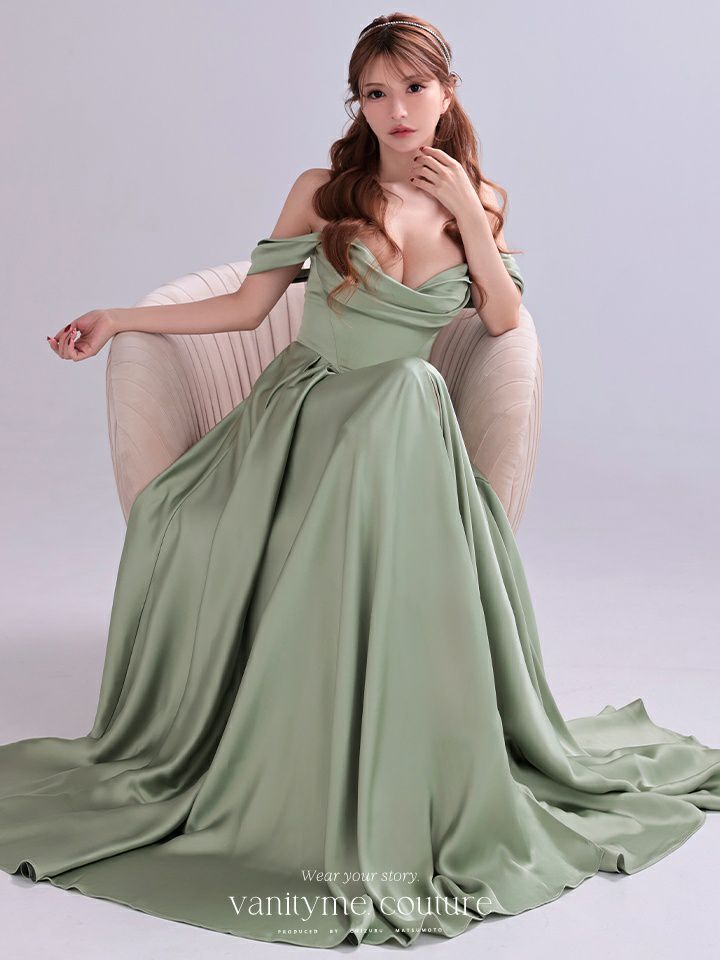 vanityME.couture. バニティミークチュール Silky Sage Couture シルキー・セージ・クチュール ロングドレス 緑 サテン シンプル vctr-l-7449-1