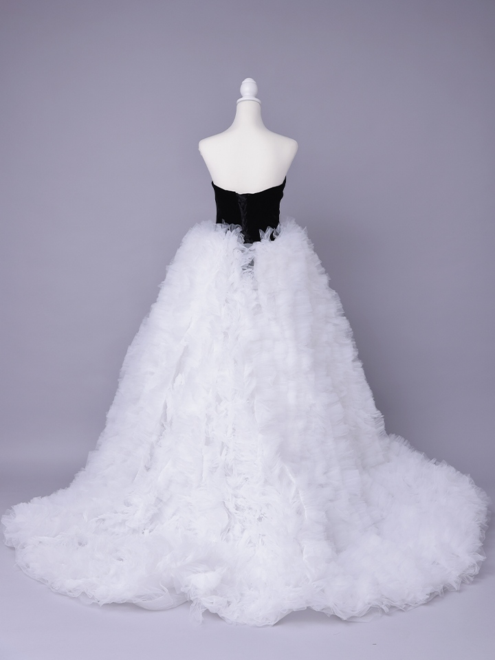 vanityME.couture. バニティミークチュール Quartz Ruffle Couture クォーツ・ラッフル・クチュール ロングドレス バースデー 白 ボリューム vctr-t-25083-2