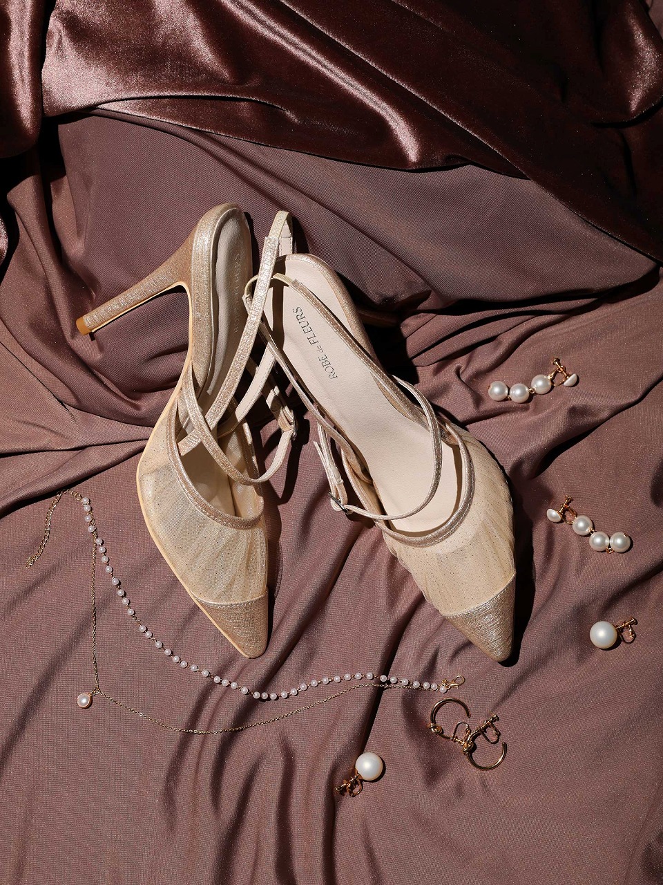 ROBE de FLEURS ローブドフルール シアーメッシュポインテッドトゥストラップパンプス【ヒール10.5cm】 sh104