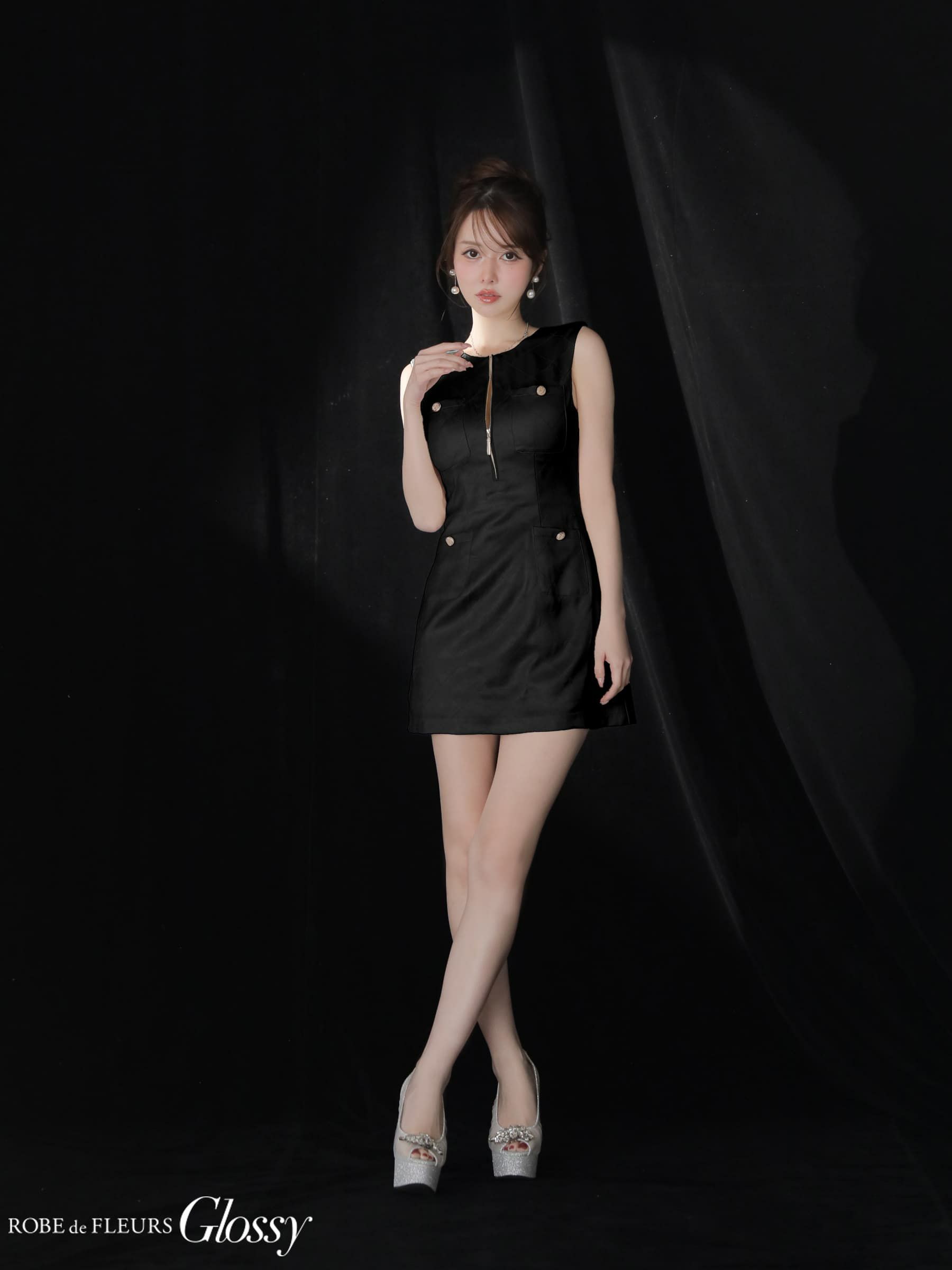 Glossy ローブドフルールグロッシー 【XS～Lサイズあり】レザーVネックノースリーブミニキャバドレス gl3492-c