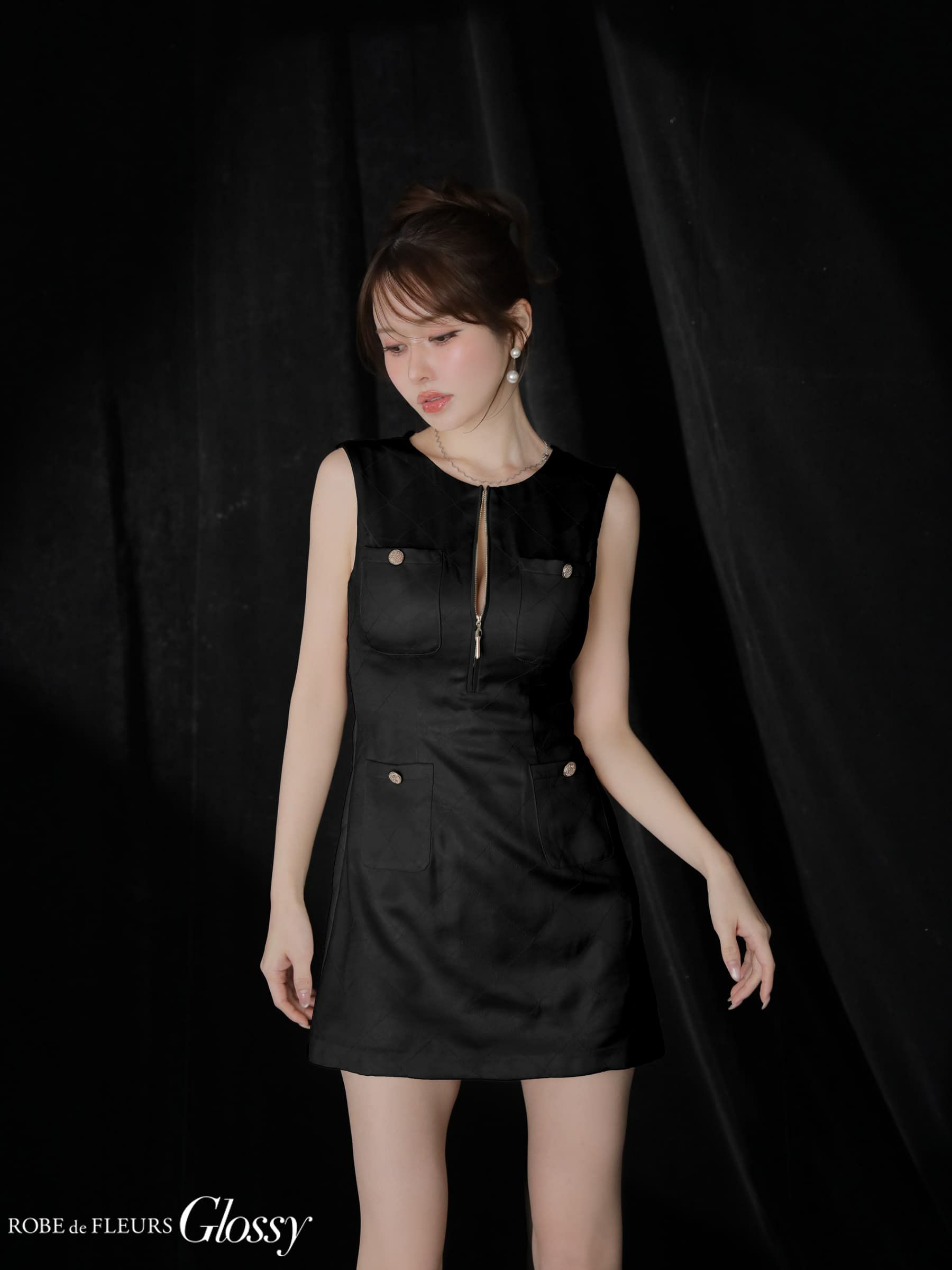 Glossy ローブドフルールグロッシー 【XS～Lサイズあり】レザーVネックノースリーブミニキャバドレス gl3492-c