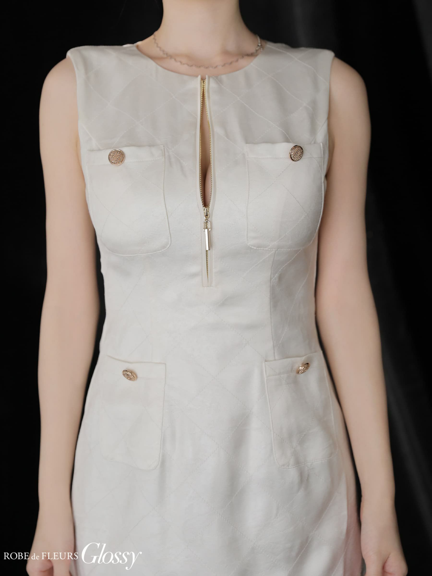 Glossy ローブドフルールグロッシー 【XS～Lサイズあり】レザーVネックノースリーブミニキャバドレス gl3492-c