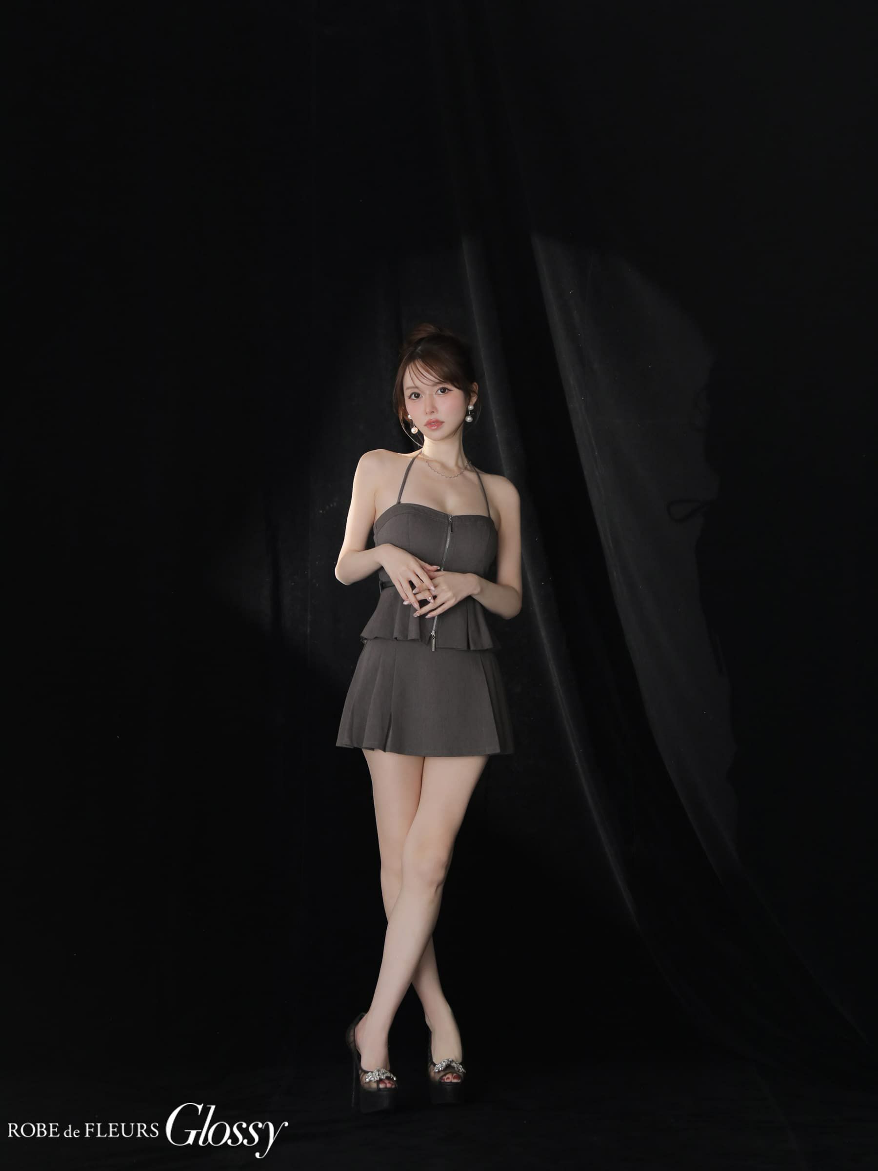 Glossy ローブドフルールグロッシー 【XSサイズあり】ホルターぺプラムベアセットアップミニキャバドレス gl3958-c