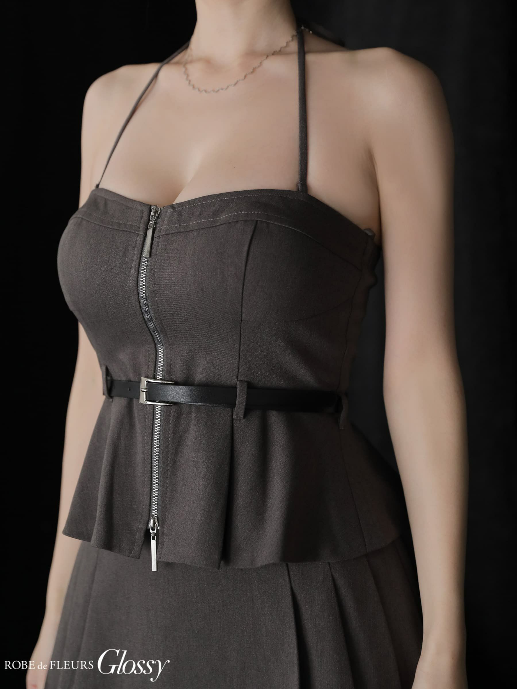 Glossy ローブドフルールグロッシー 【XSサイズあり】ホルターぺプラムベアセットアップミニキャバドレス gl3958-c