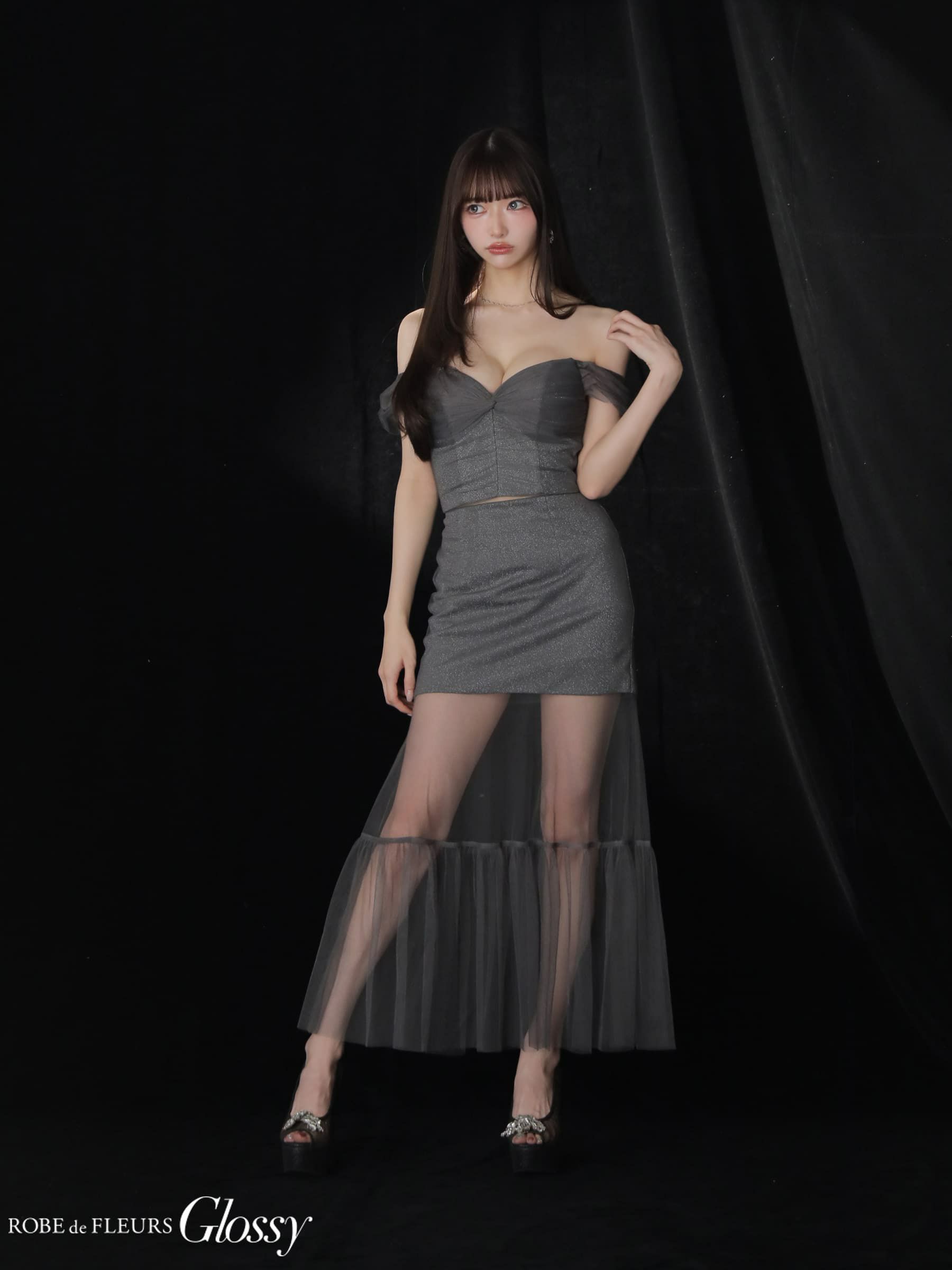 Glossy ローブドフルールグロッシー ラメニットオフショルセットアップロングキャバドレス gl3968-c