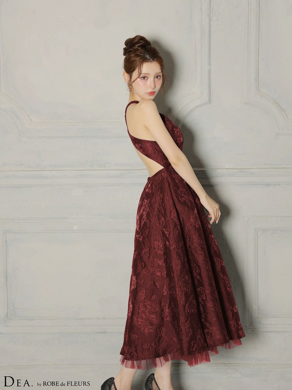 DEA. ディア バイ ローブドフルール 【XSサイズ～Lサイズあり】 ラメジャガードハイネックフレアロングキャバドレス de4332