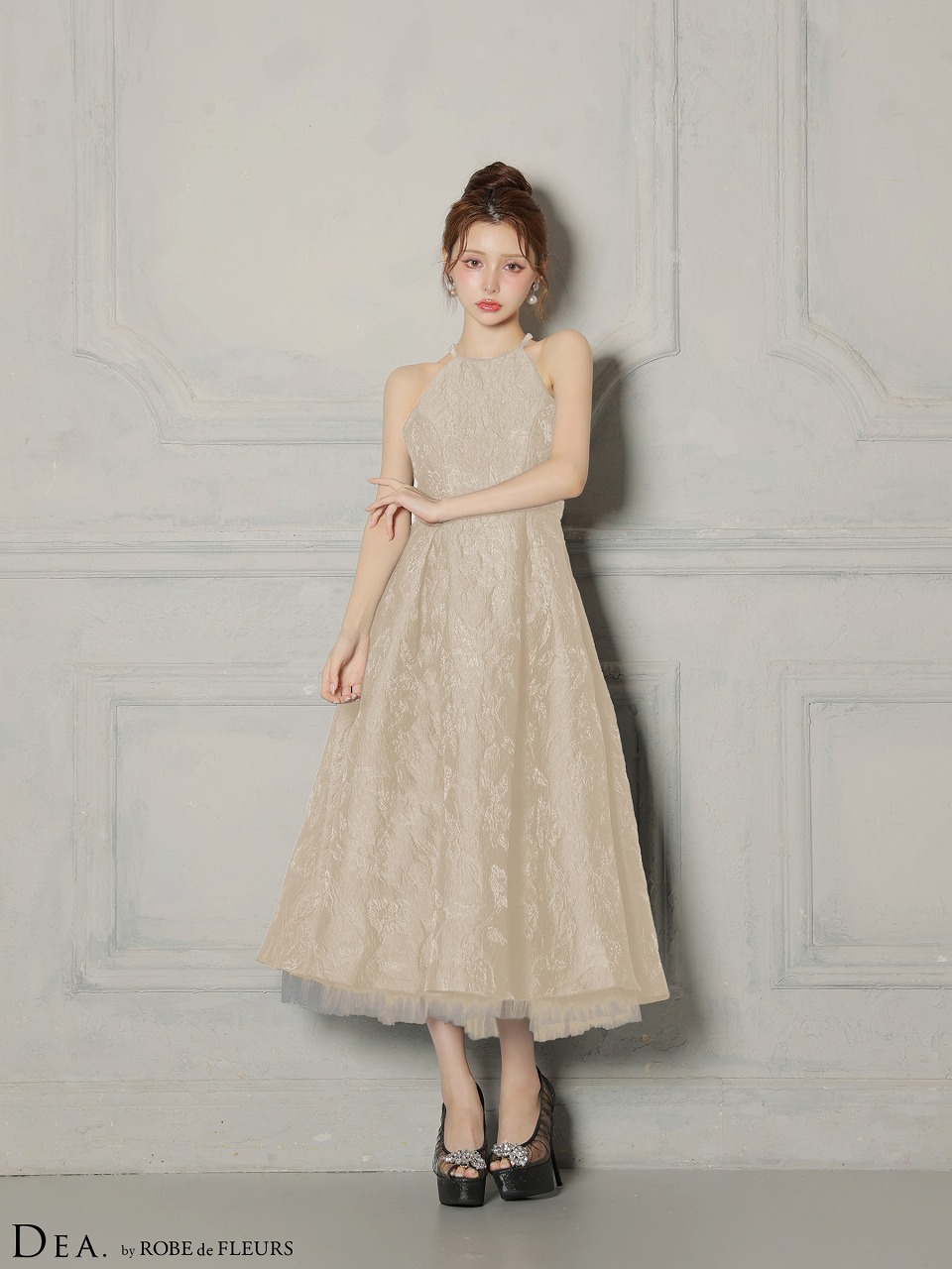 DEA. ディア バイ ローブドフルール 【XSサイズ～Lサイズあり】 ラメジャガードハイネックフレアロングキャバドレス de4332