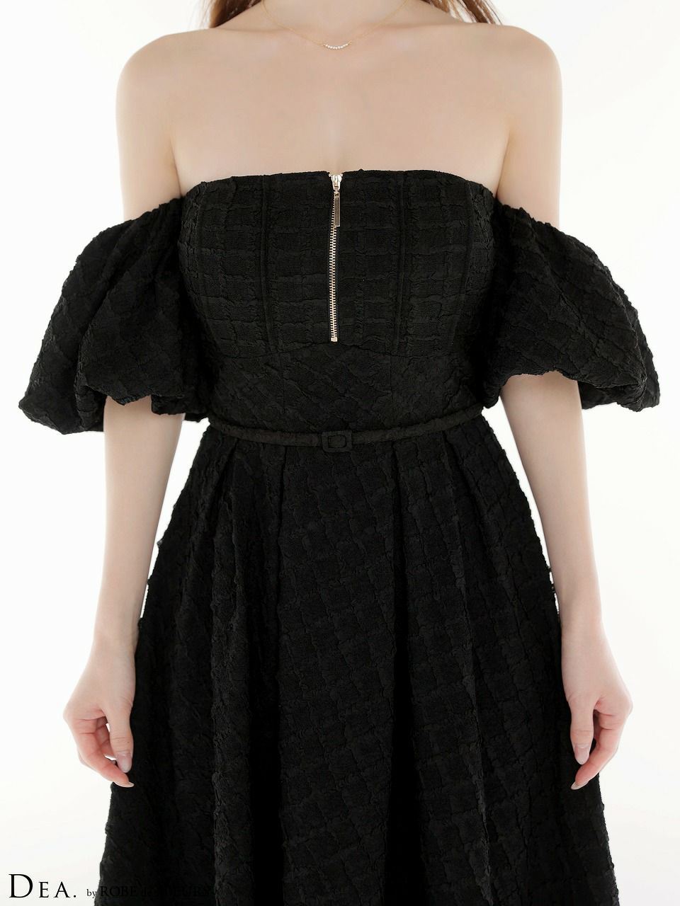 DEA. ディア バイ ローブドフルール 【Lサイズあり】 ラメジャガードオフショルバルーンスリーブロングキャバドレス de4334