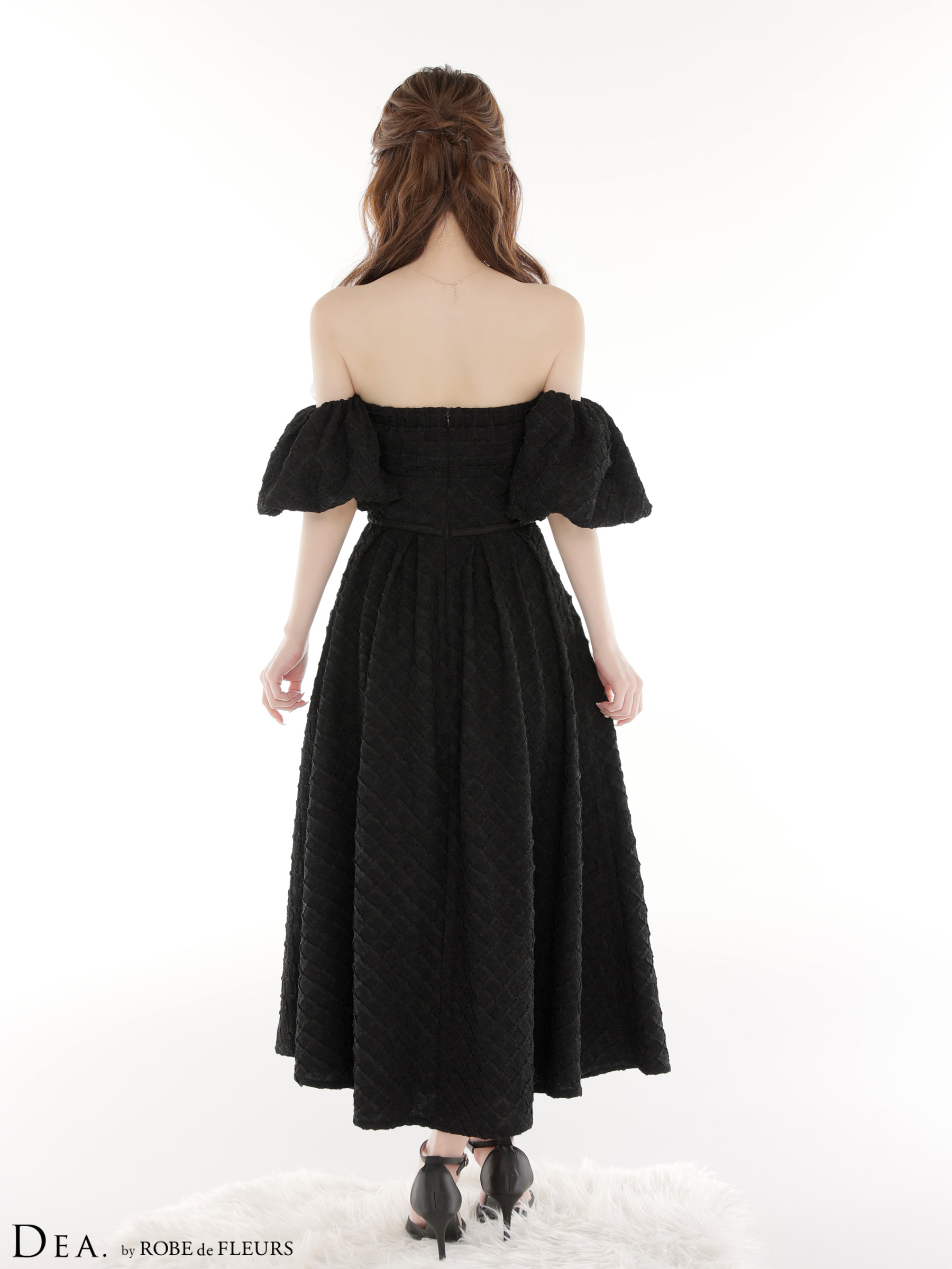 DEA. ディア バイ ローブドフルール 【Lサイズあり】 ラメジャガードオフショルバルーンスリーブロングキャバドレス de4334