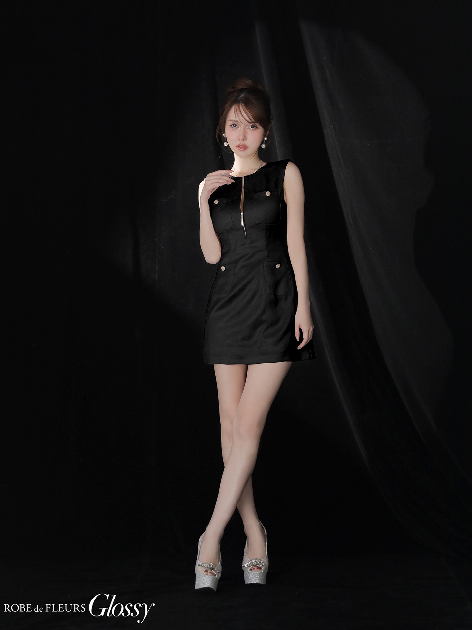 Glossy ローブドフルールグロッシー 【XS～Lサイズあり】レザーVネックノースリーブミニキャバドレス gl3492